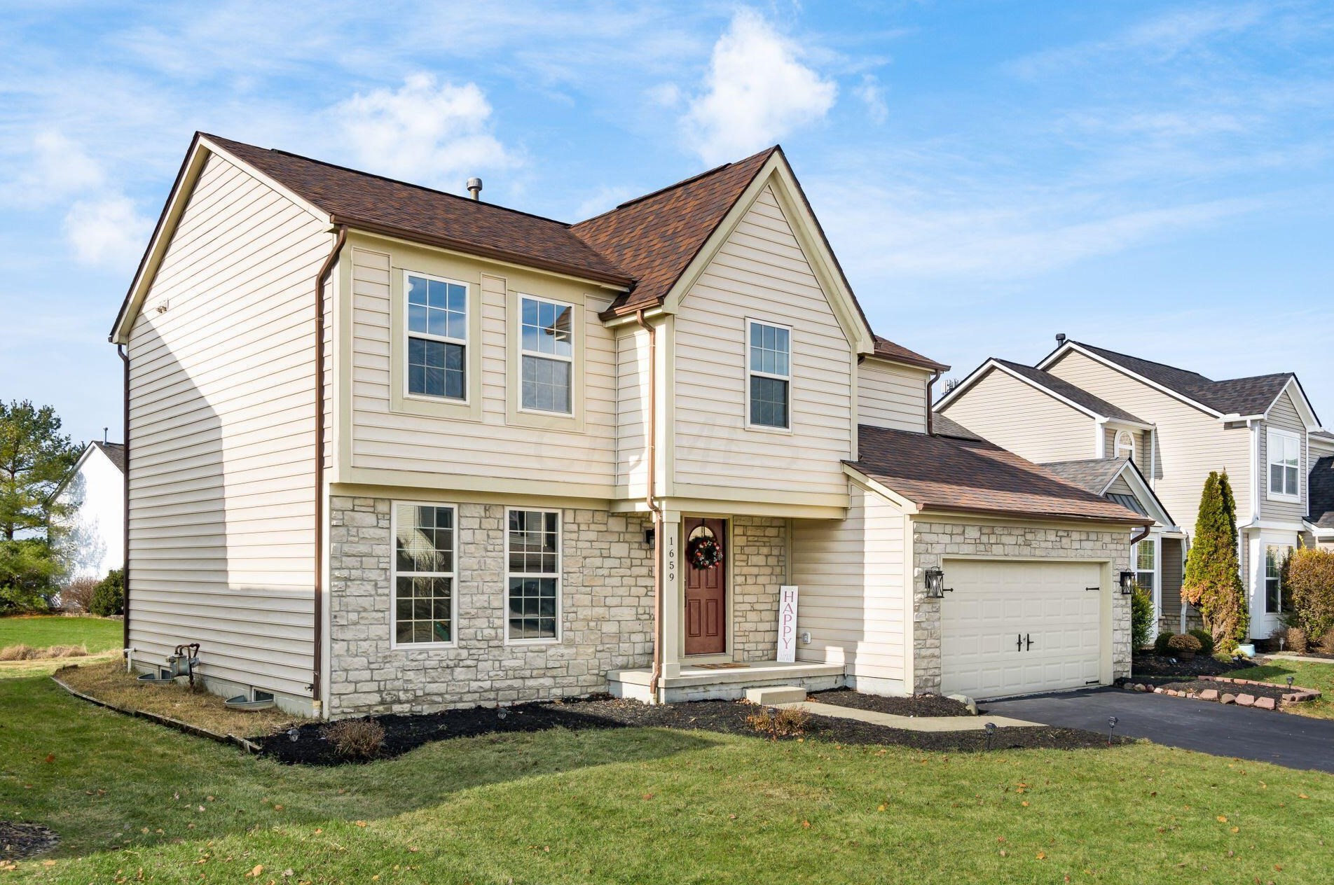 1659 Morrison Farms Dr, Blacklick, OH 43004