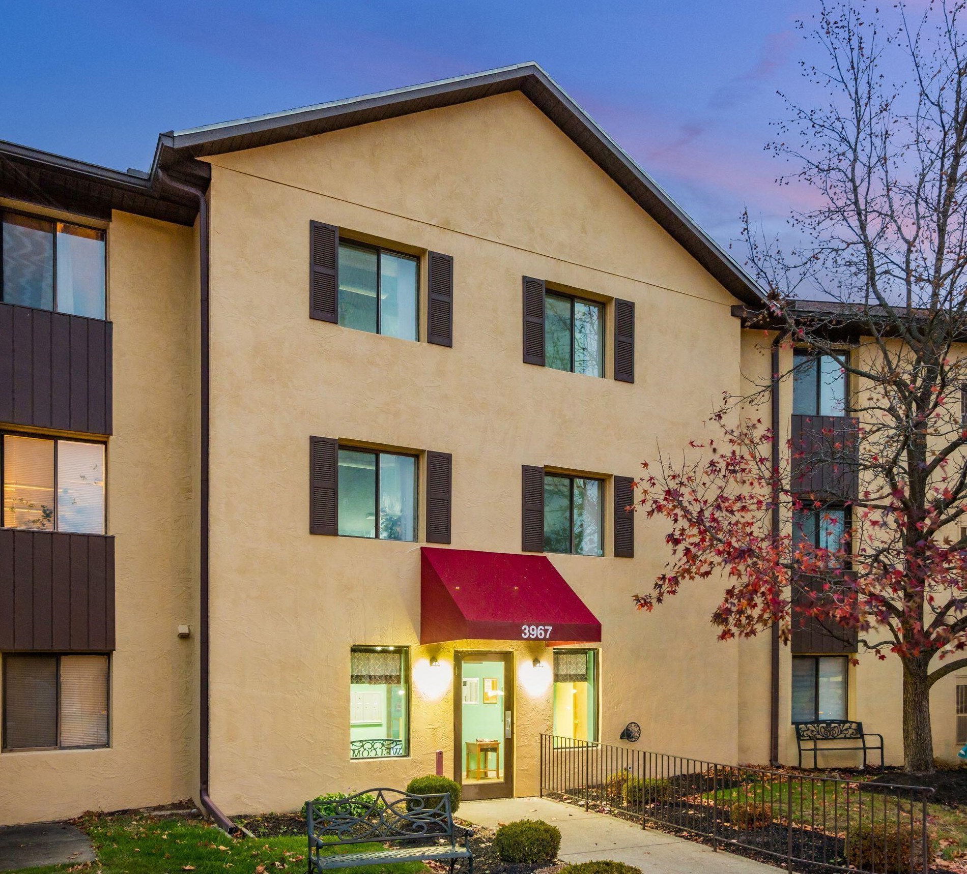 3967 Karl Rd, Columbus, OH 43224-6102