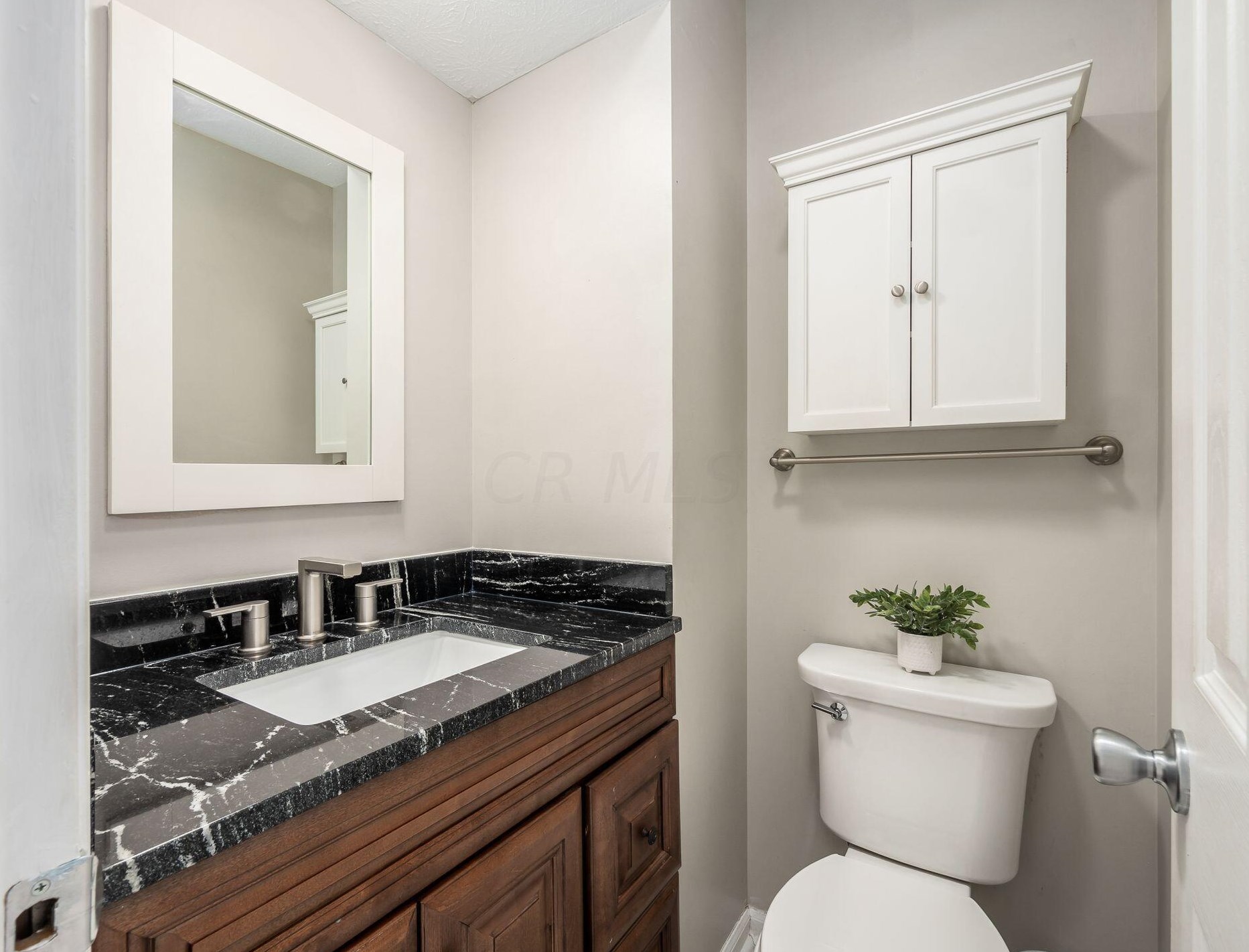 3503 Sunset Dr, Columbus OH 43221-1715 exterior