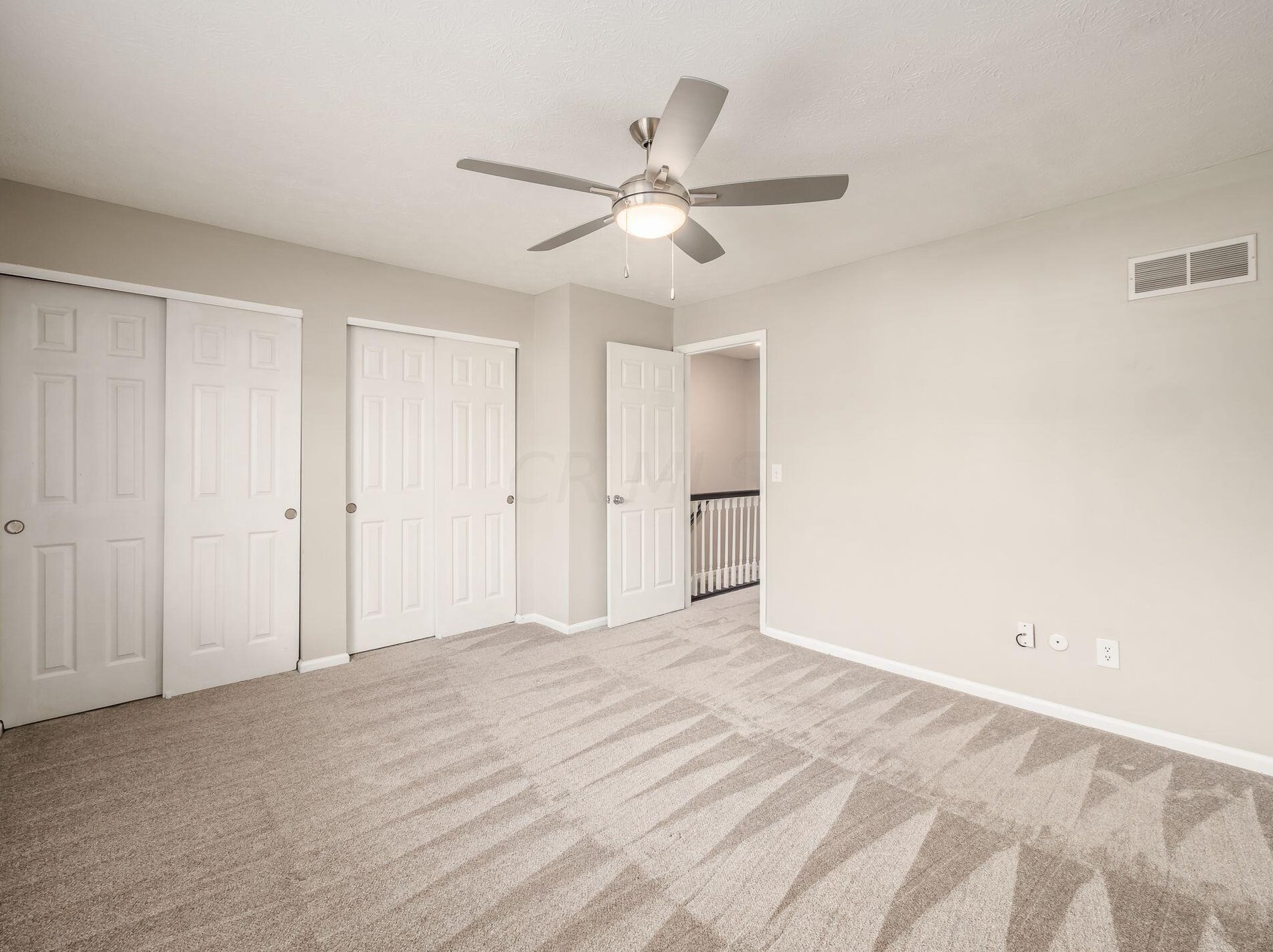 3503 Sunset Dr, Columbus OH 43221-1715 exterior