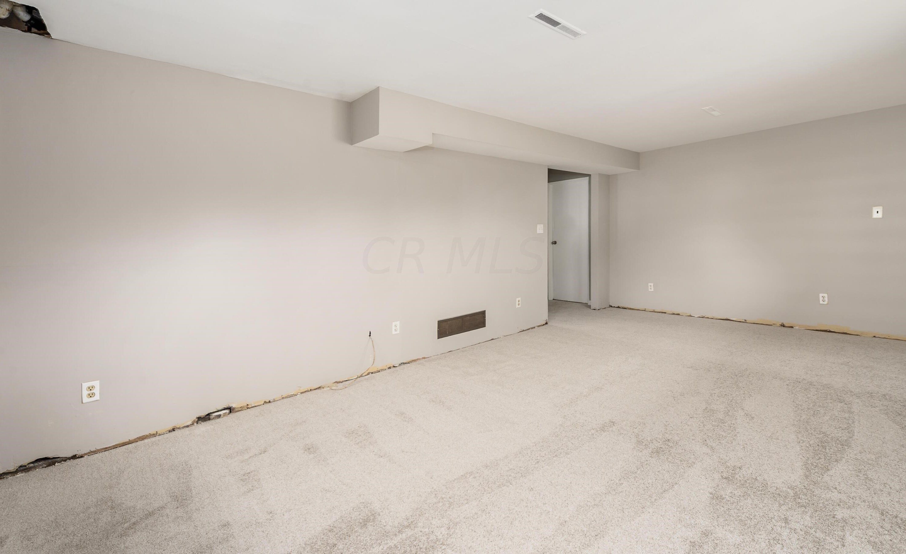 1866 Pannell Ave, Columbus OH 43207-1654 exterior