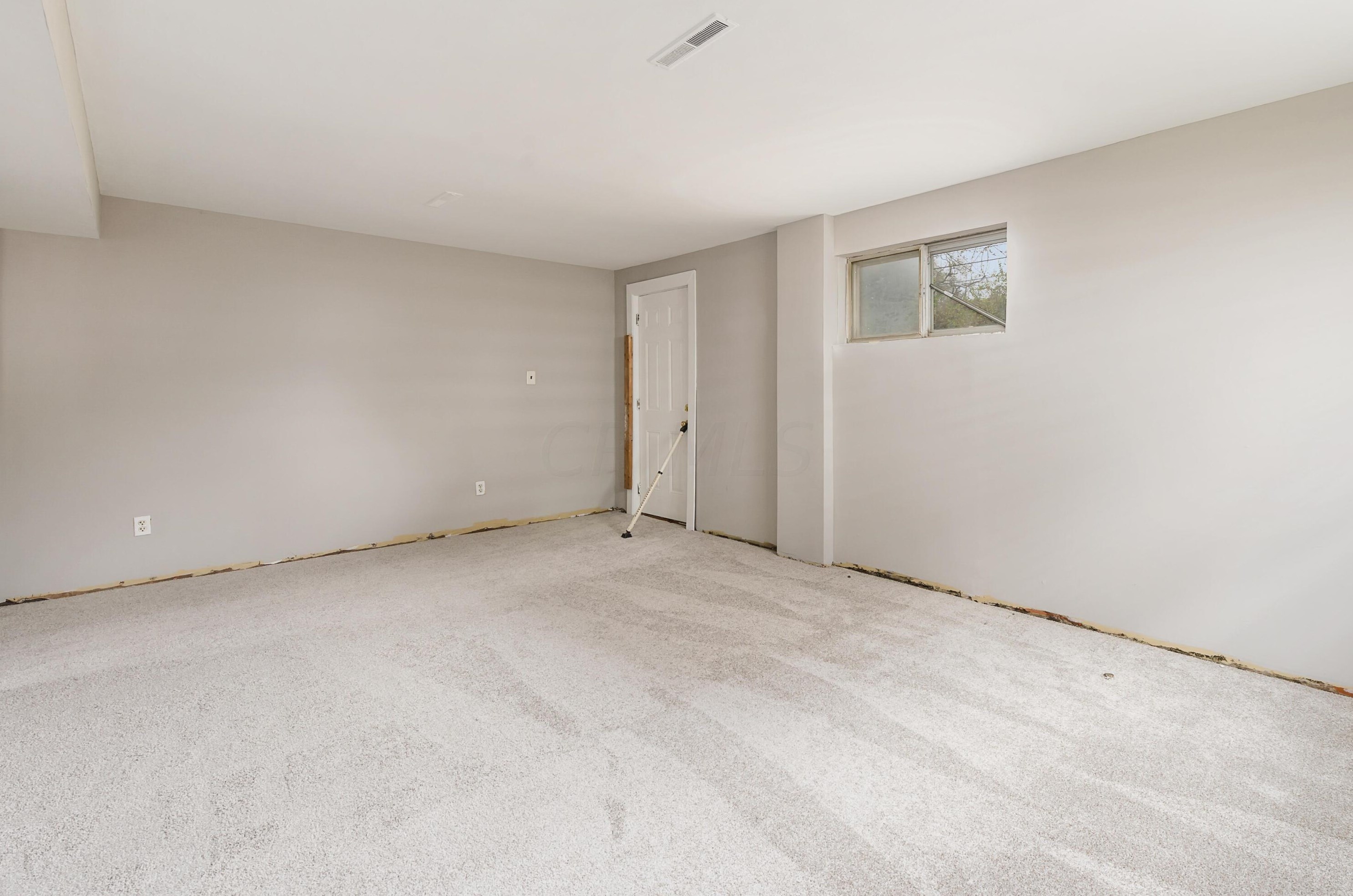 1866 Pannell Ave, Columbus OH 43207-1654 exterior