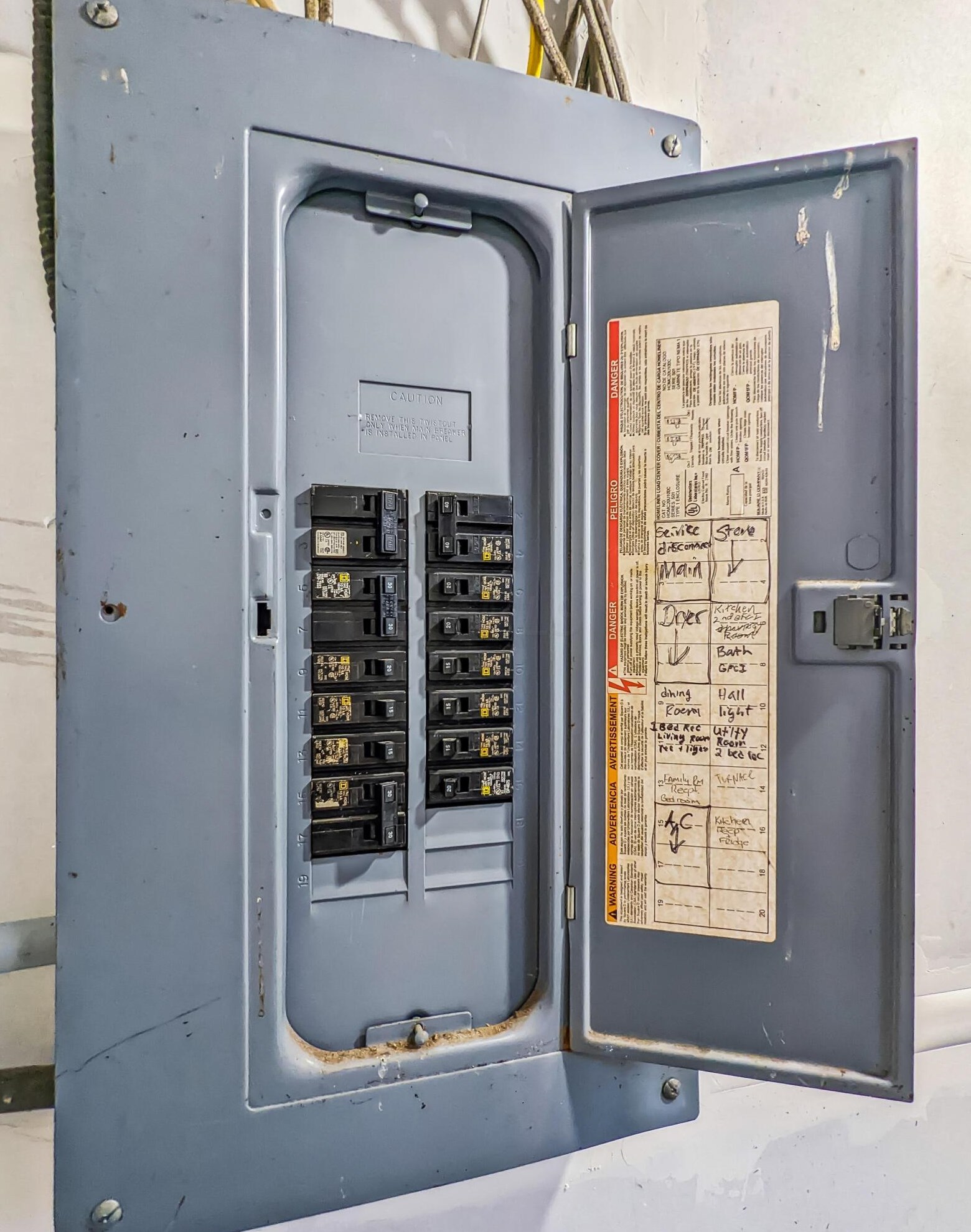 1639 Burley Dr, Columbus OH  43207-2705 exterior