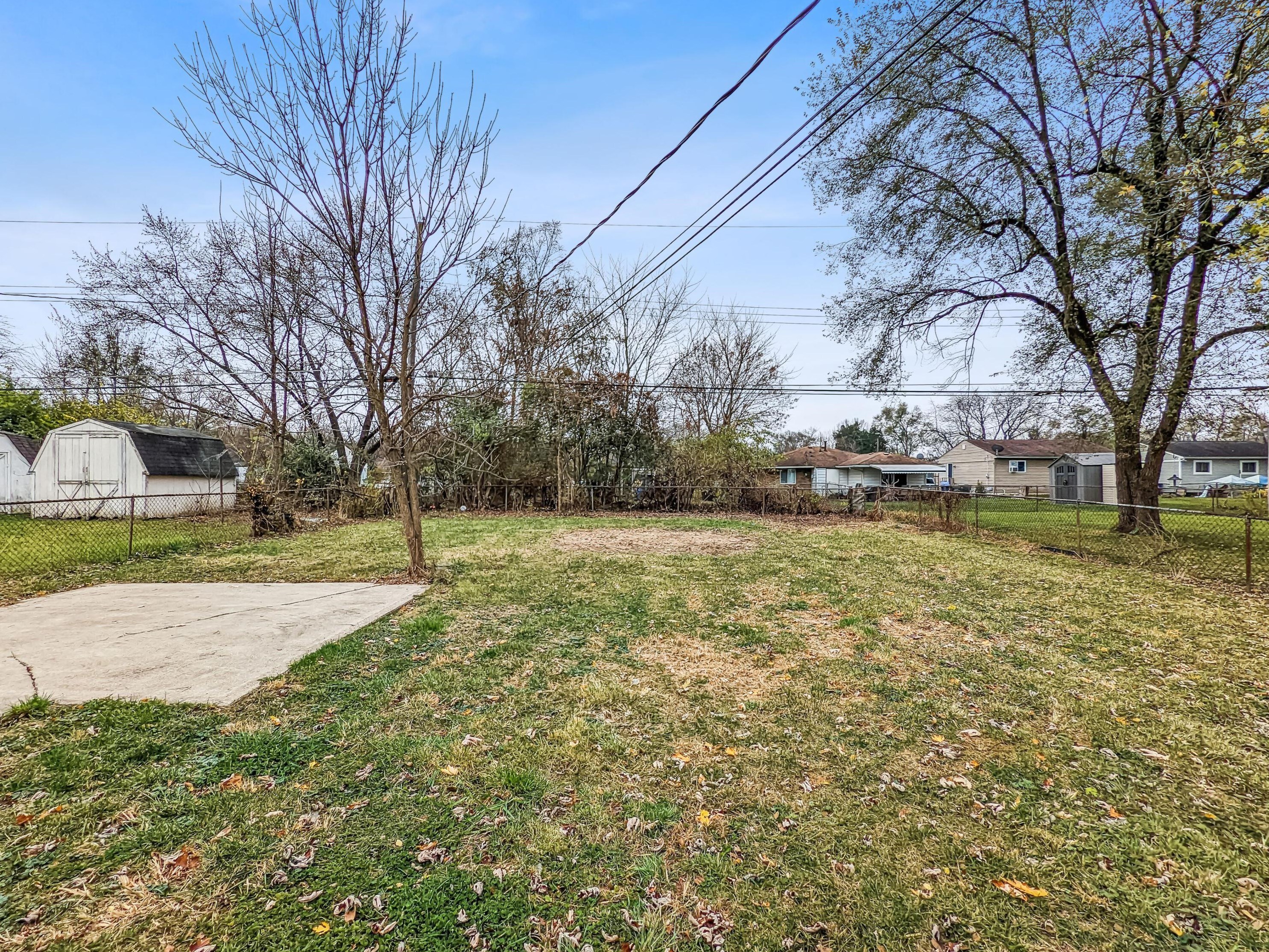 1639 Burley Dr, Columbus OH  43207-2705 exterior