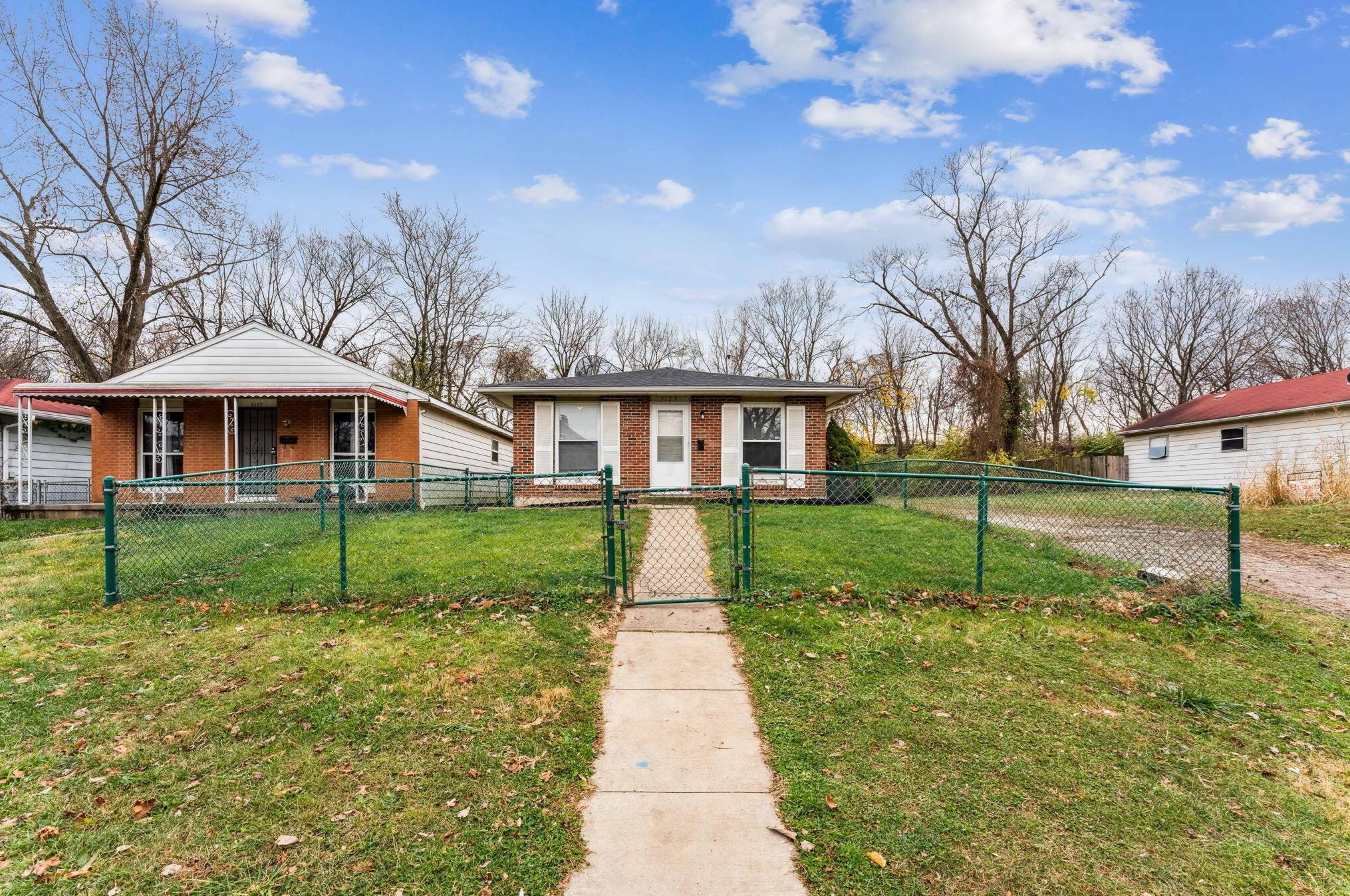 2123 Avalon Pl, Columbus, OH 43219-2618