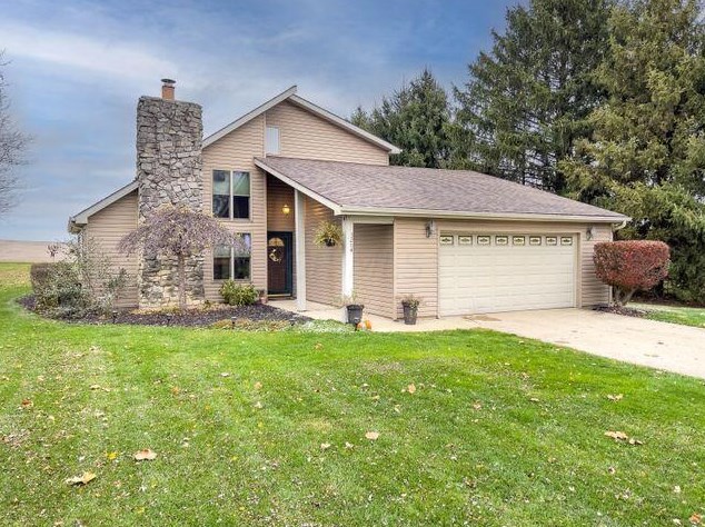 3284 Adell Dr, Urbana, OH 43078-8733