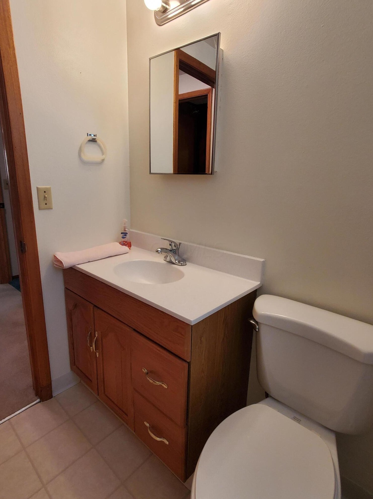 855 Harwood Dr, Columbus OH 43228-2958 exterior