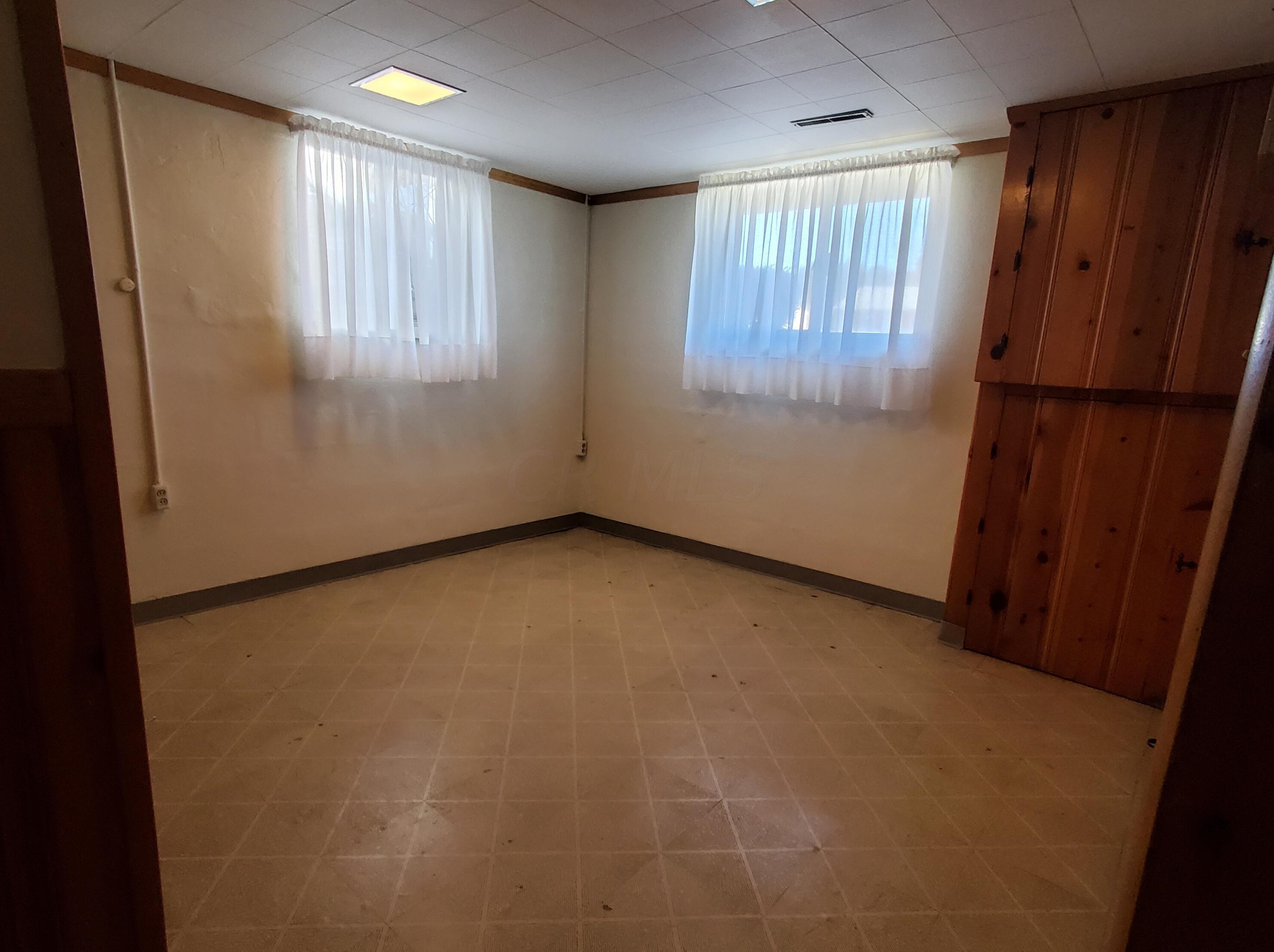 855 Harwood Dr, Columbus OH 43228-2958 exterior