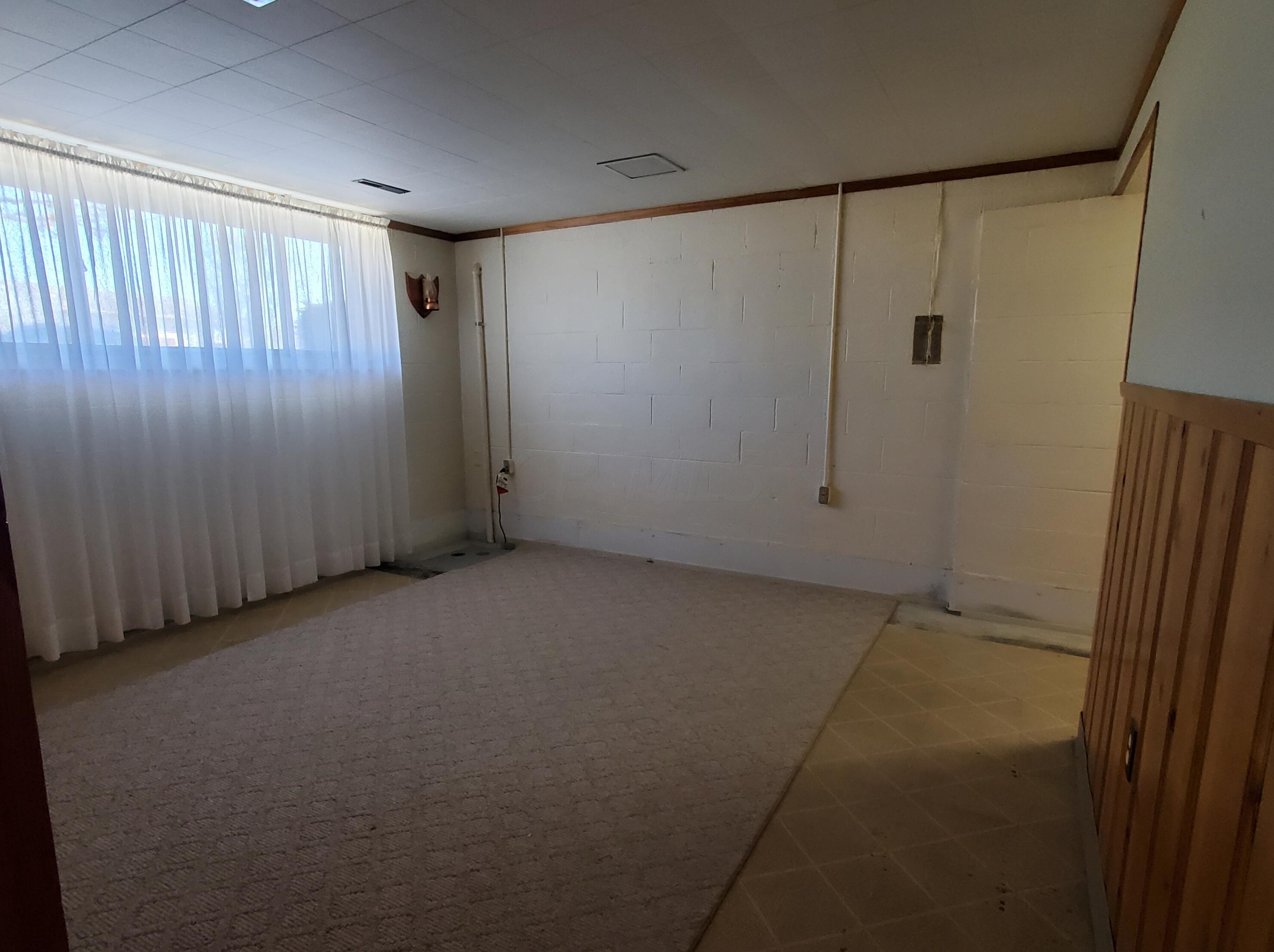 855 Harwood Dr, Columbus OH 43228-2958 exterior