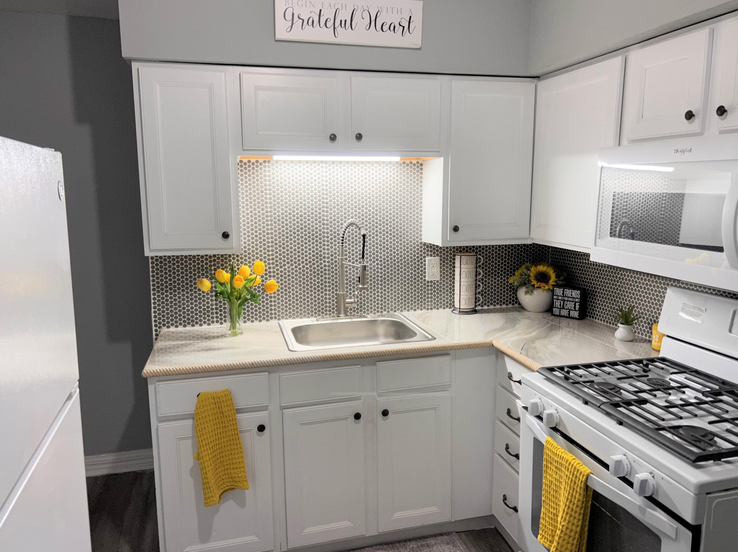 2162 Mound St, Columbus OH 43223-2051 exterior