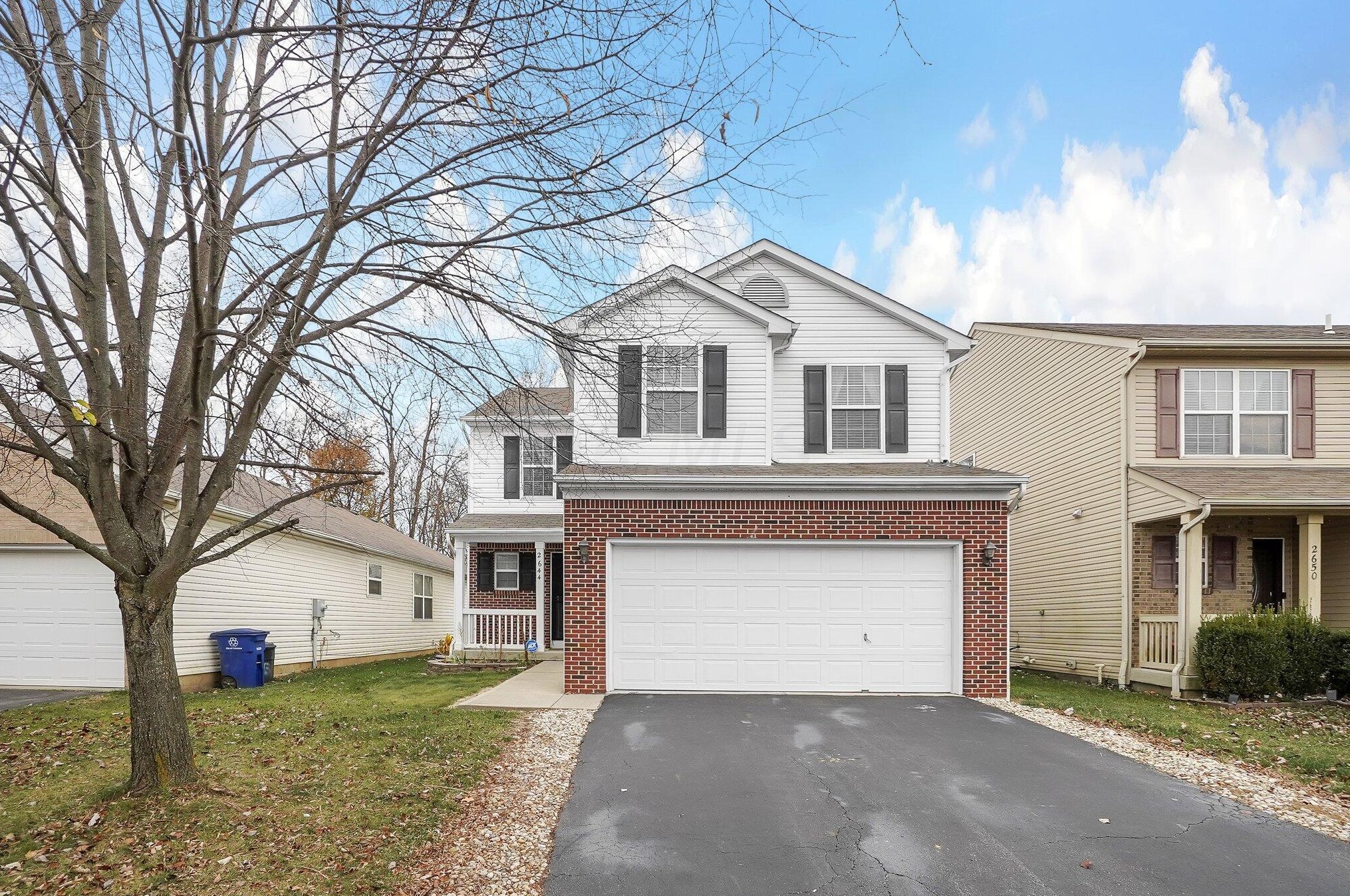 2644 Edencreek Ln, Columbus, OH 43207-7410