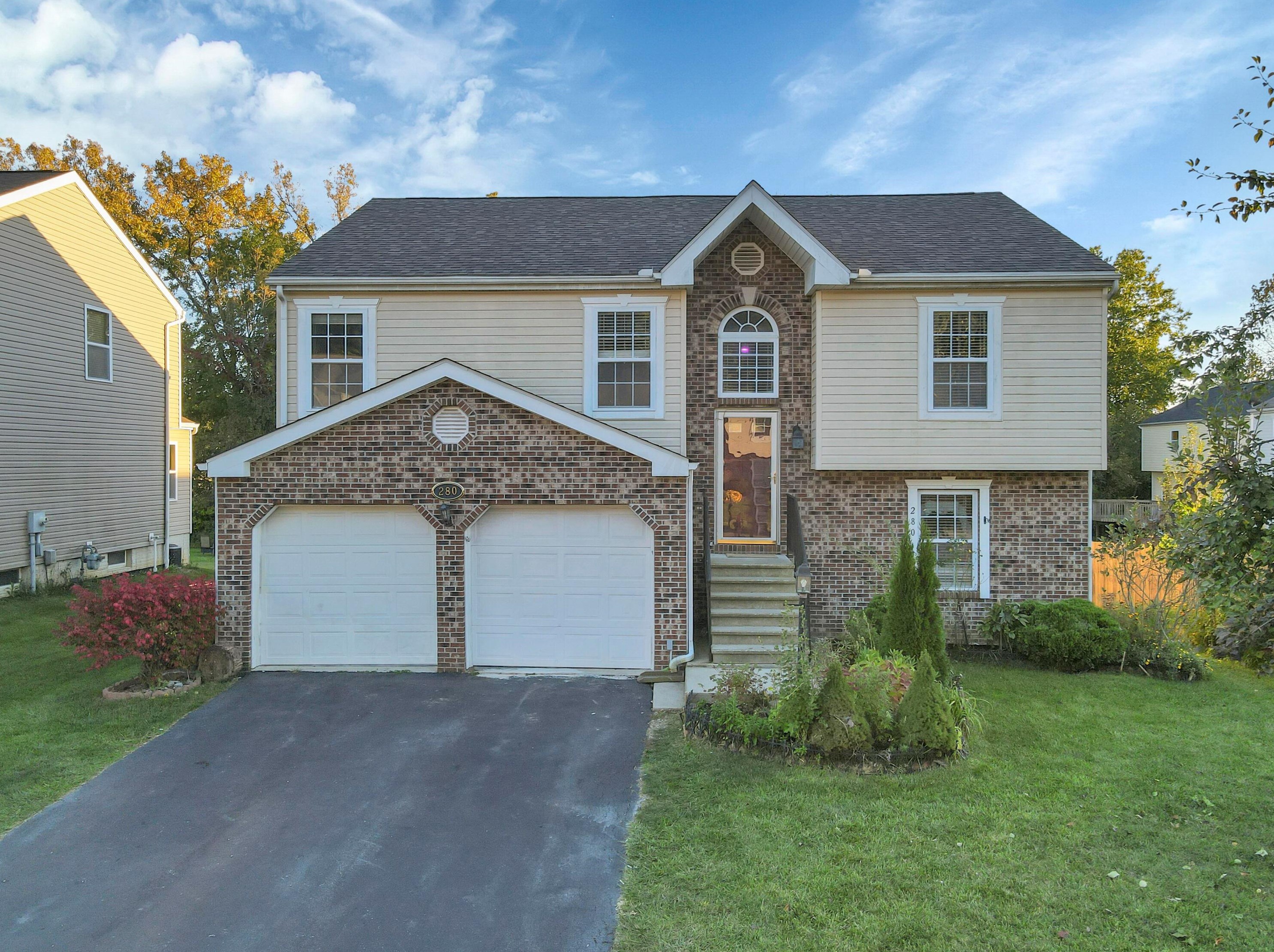 280 Haystack Ave, Pataskala, OH 43062