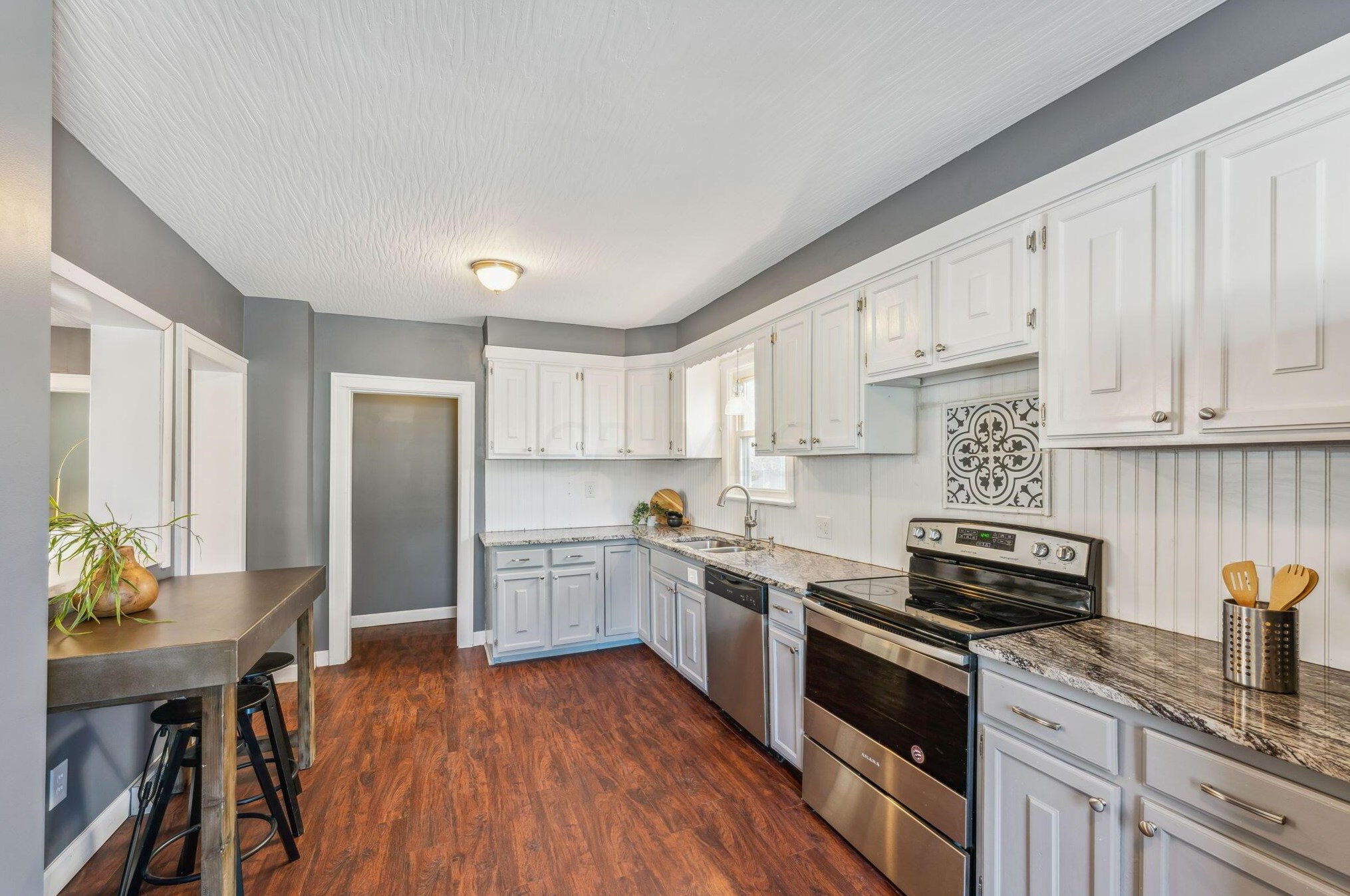 150 Brinker Ave, Columbus OH 43204-1367 exterior