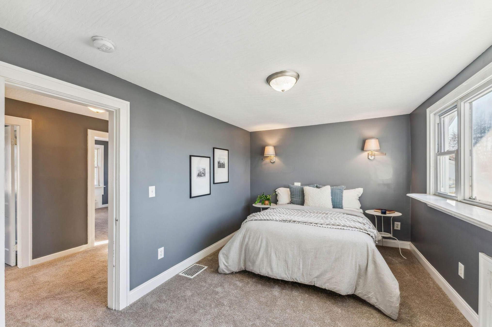 150 Brinker Ave, Columbus OH 43204-1367 exterior