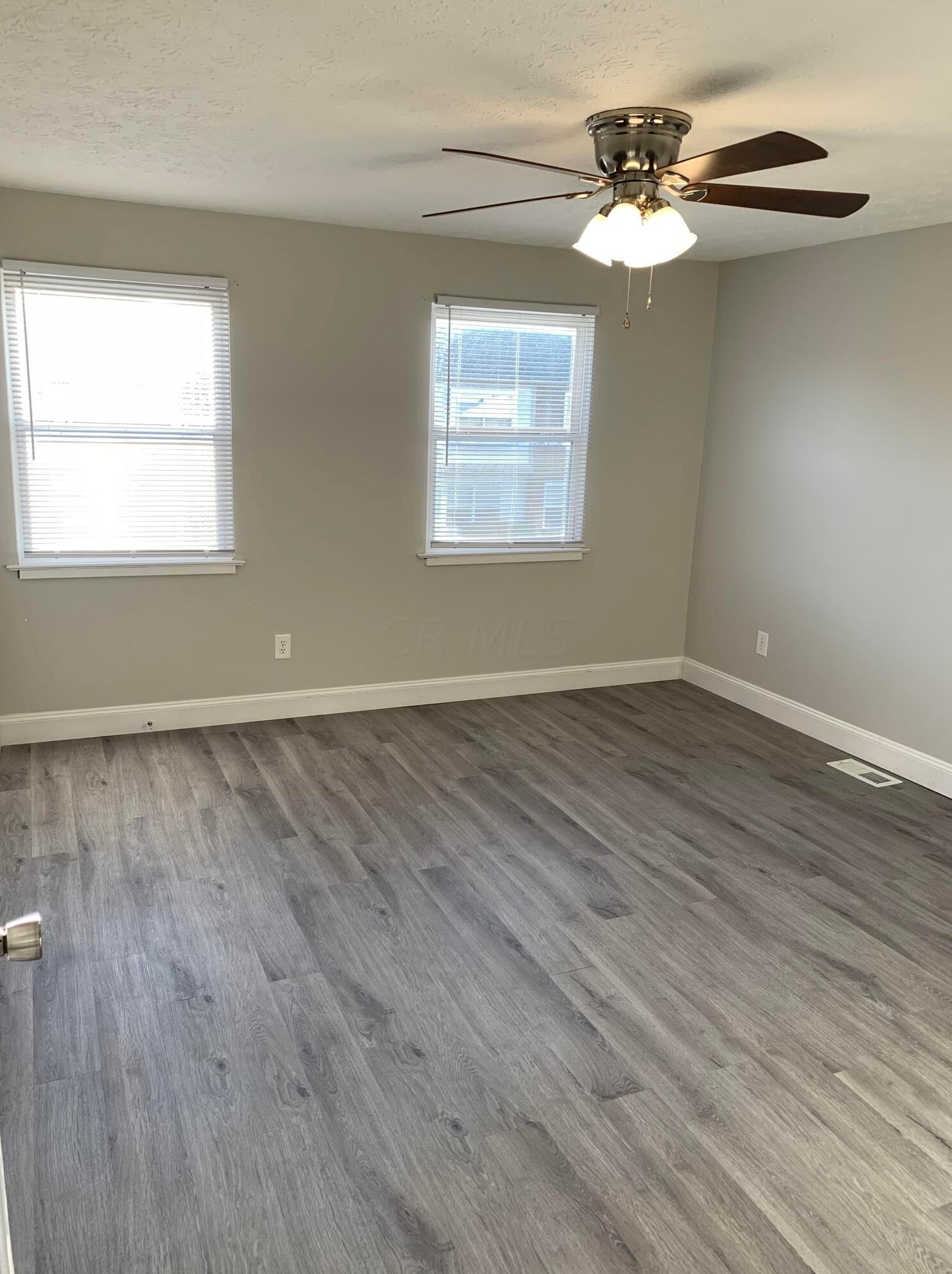 1594-1600 Worthington Row, Columbus OH exterior