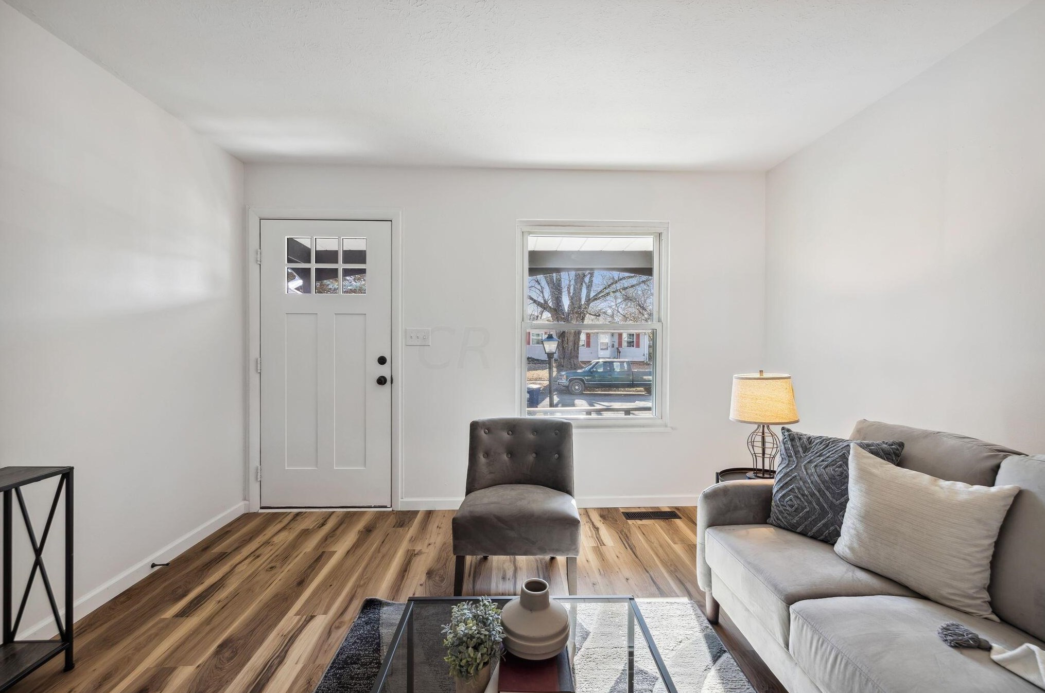 5166 Rutledge Dr, Columbus OH 43232-5853 exterior