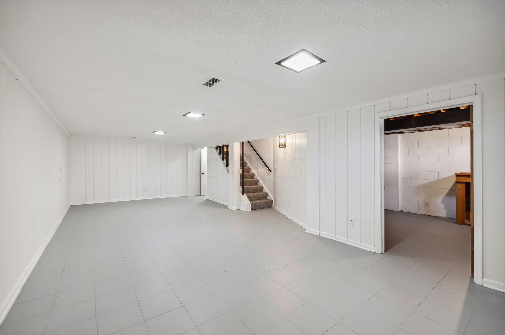 5166 Rutledge Dr, Columbus OH 43232-5853 exterior