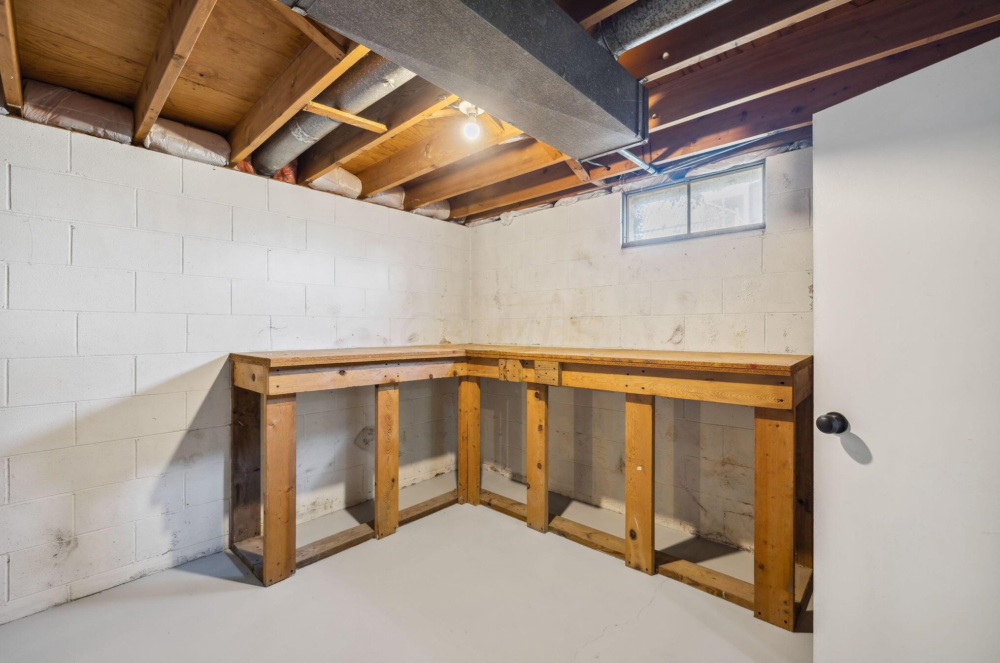 5166 Rutledge Dr, Columbus OH 43232-5853 exterior