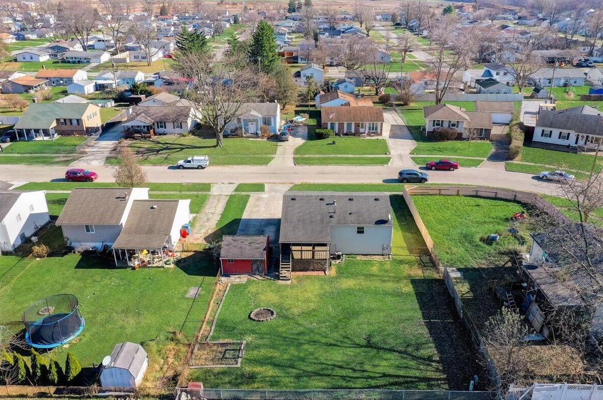 5003 Fishburn St, Columbus OH 43207-5041 exterior