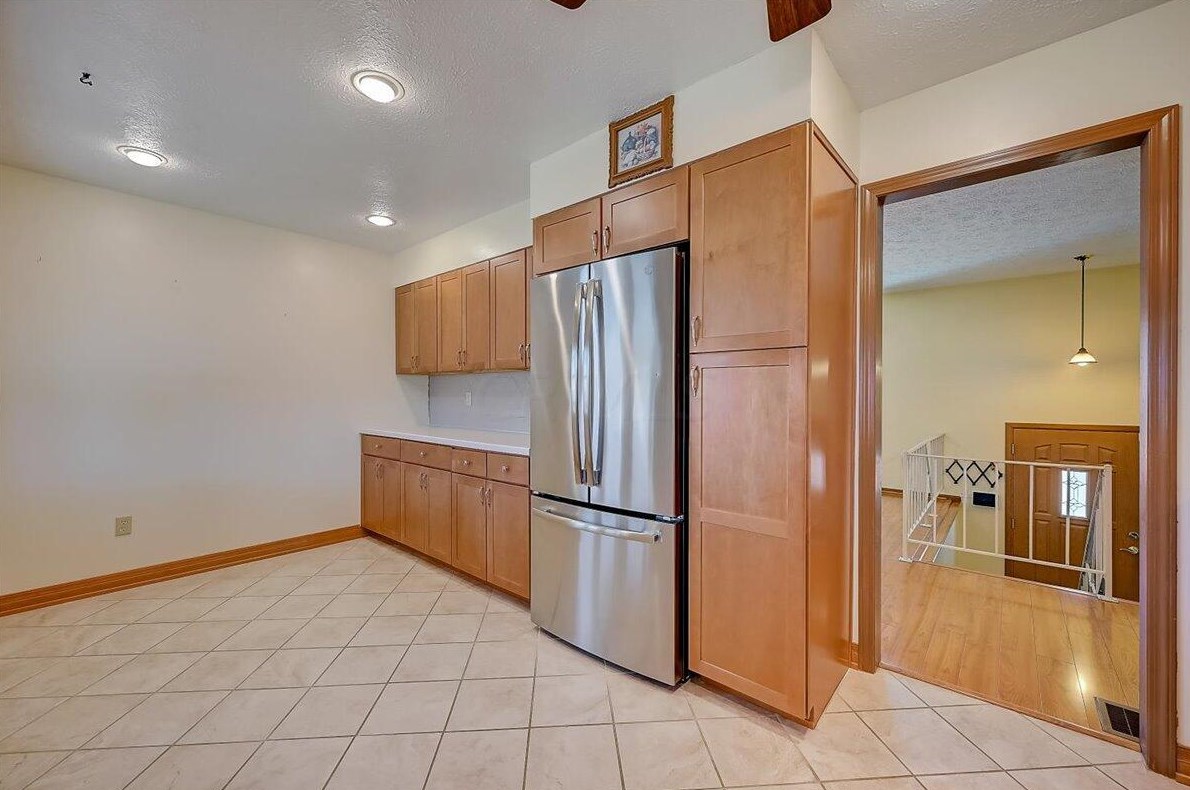 5003 Fishburn St, Columbus OH 43207-5041 exterior