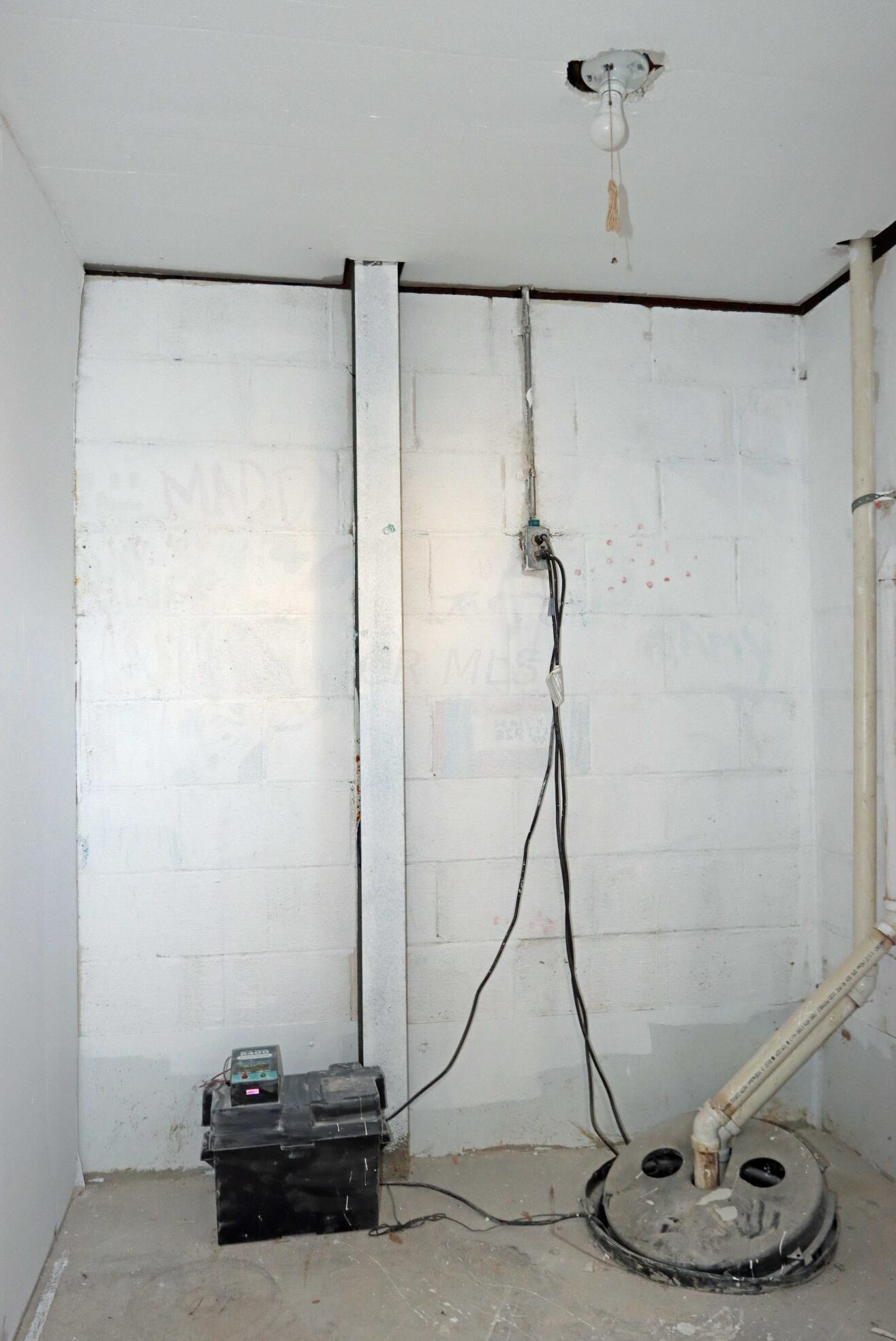 5724 Rachel Ct, Hilliard OH  43026-9619 exterior