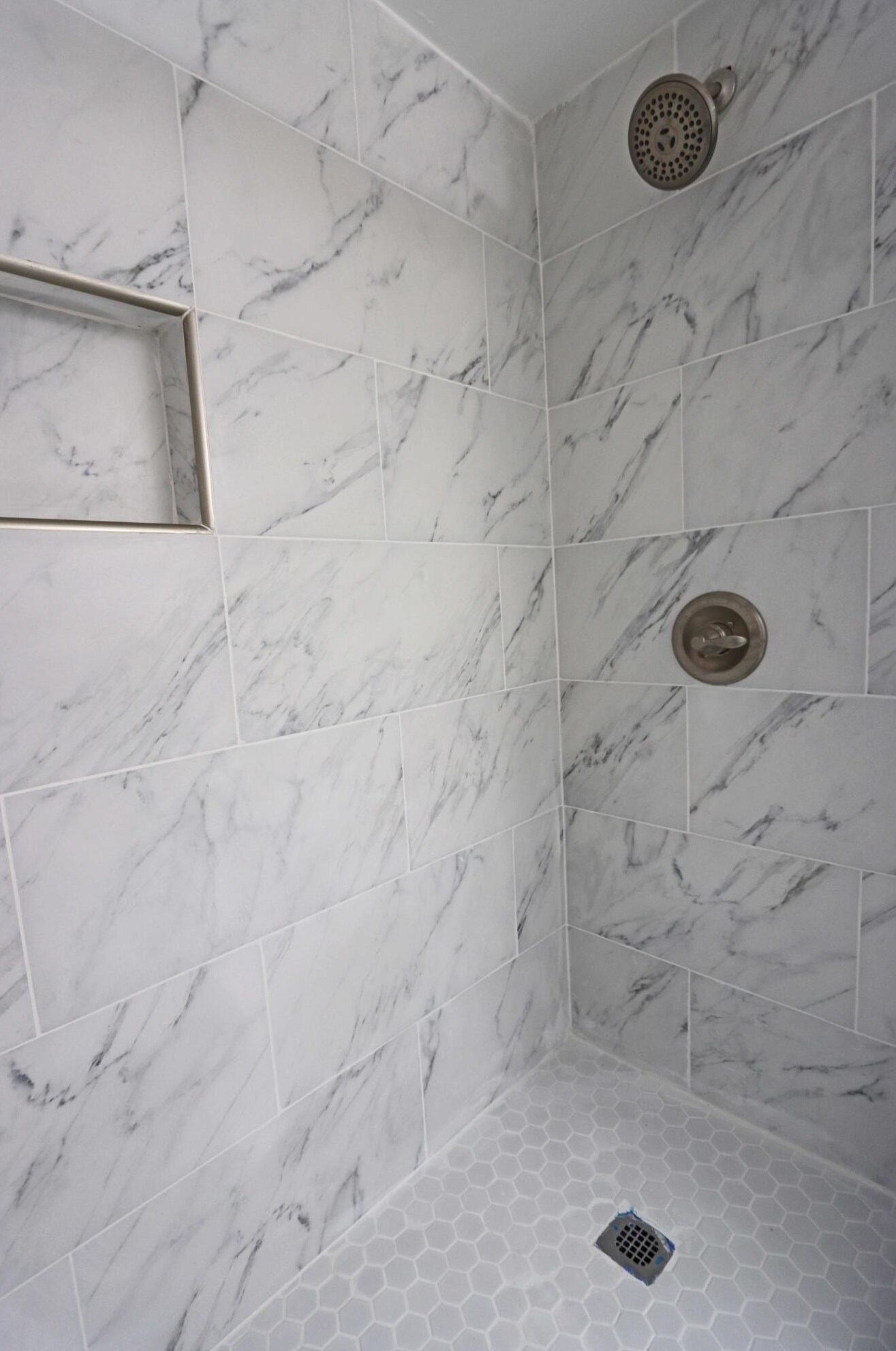 5724 Rachel Ct, Hilliard OH  43026-9619 exterior