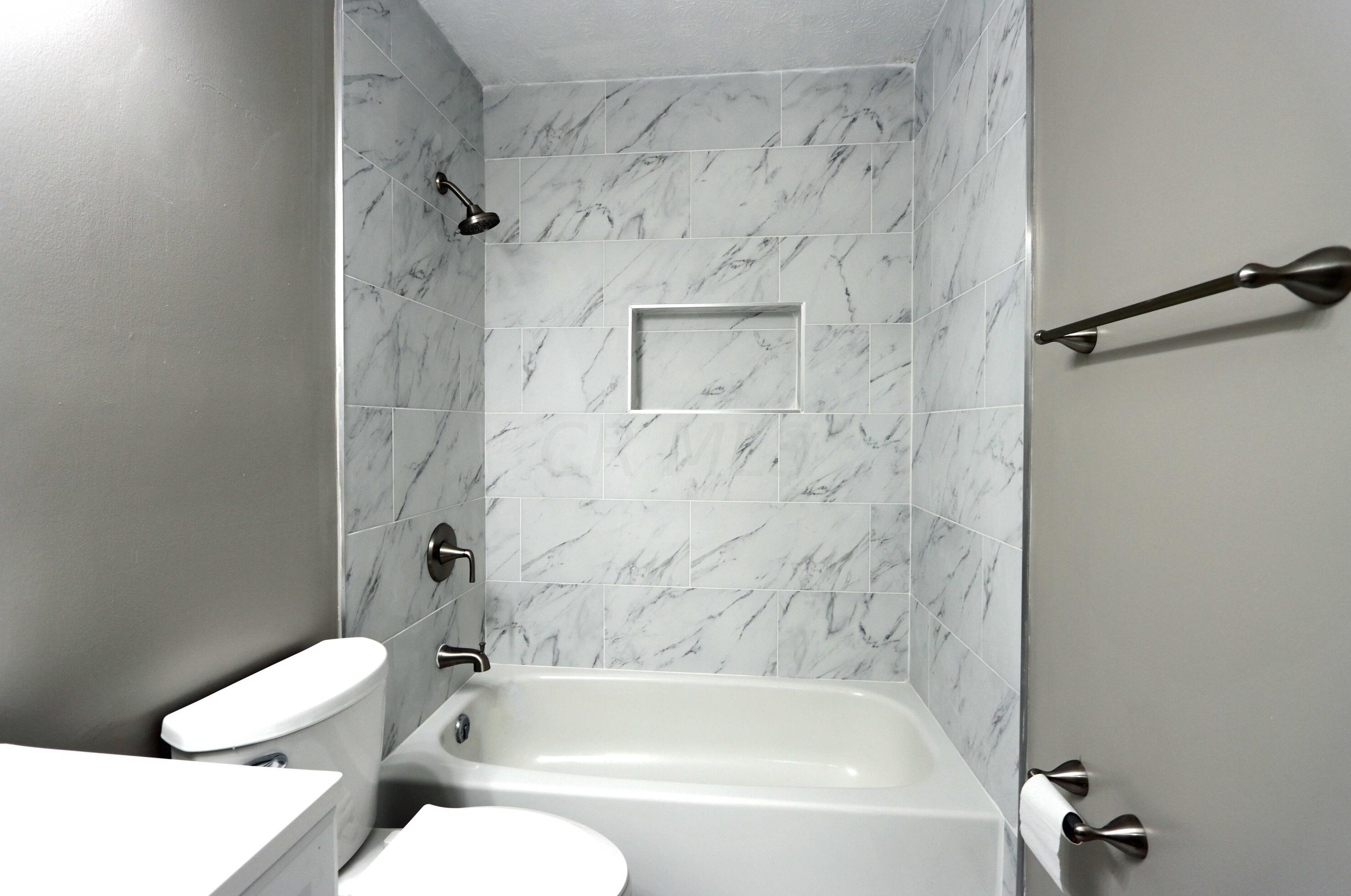 5724 Rachel Ct, Hilliard OH  43026-9619 exterior