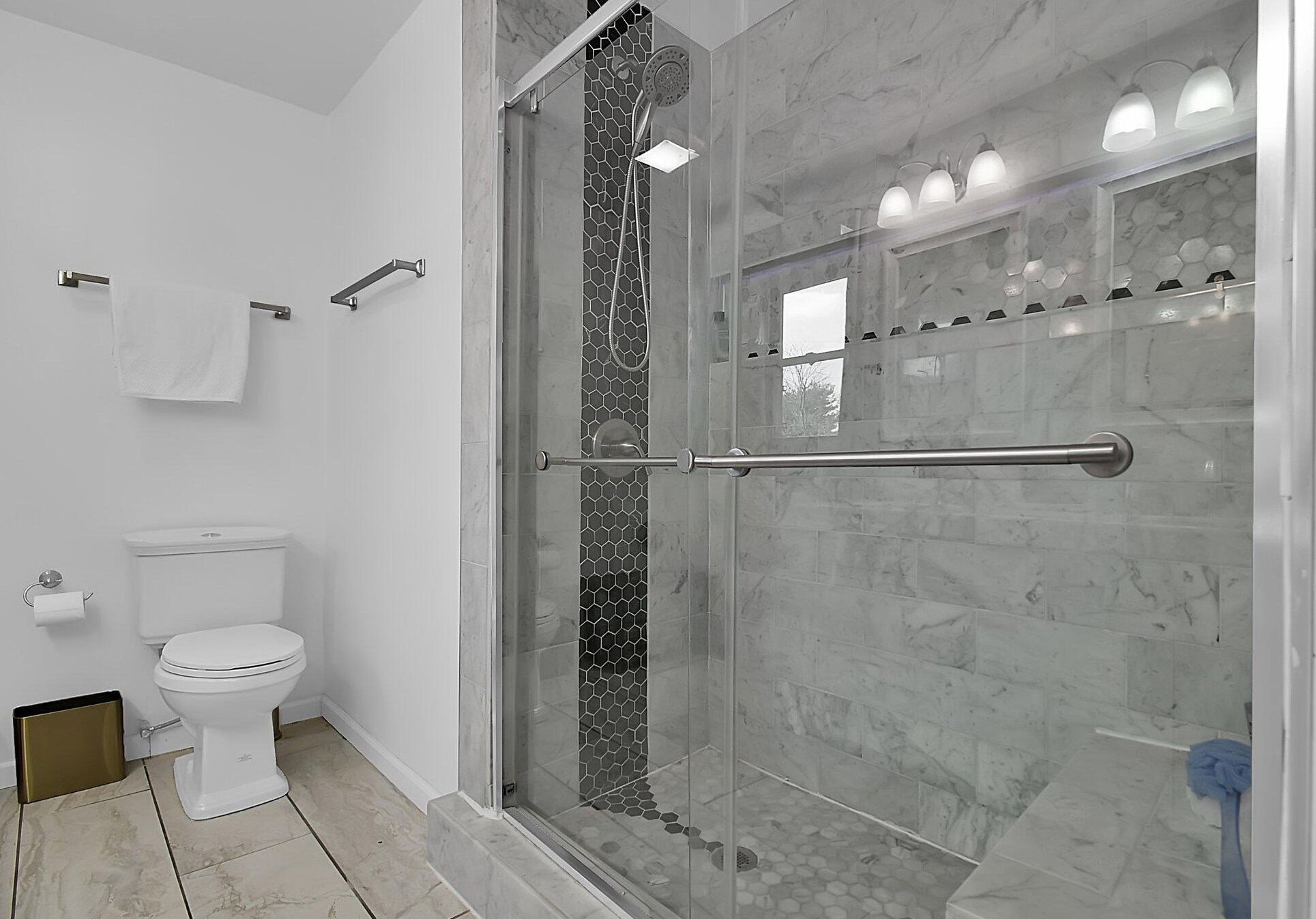 1916 Birkdale Dr, Columbus OH 43232-3062 exterior