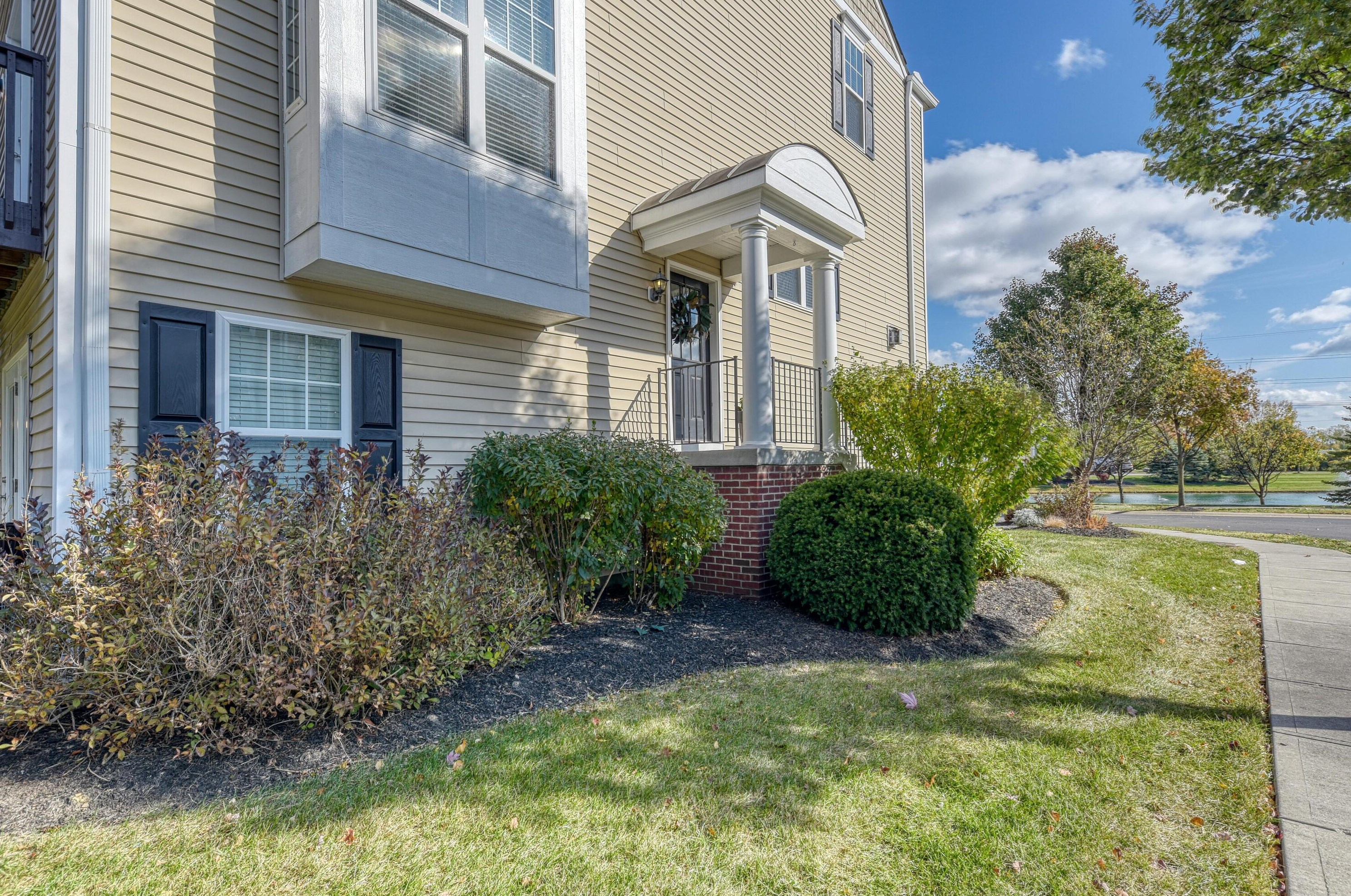 6360 Chetti Dr, Columbus, OH 43213-4457