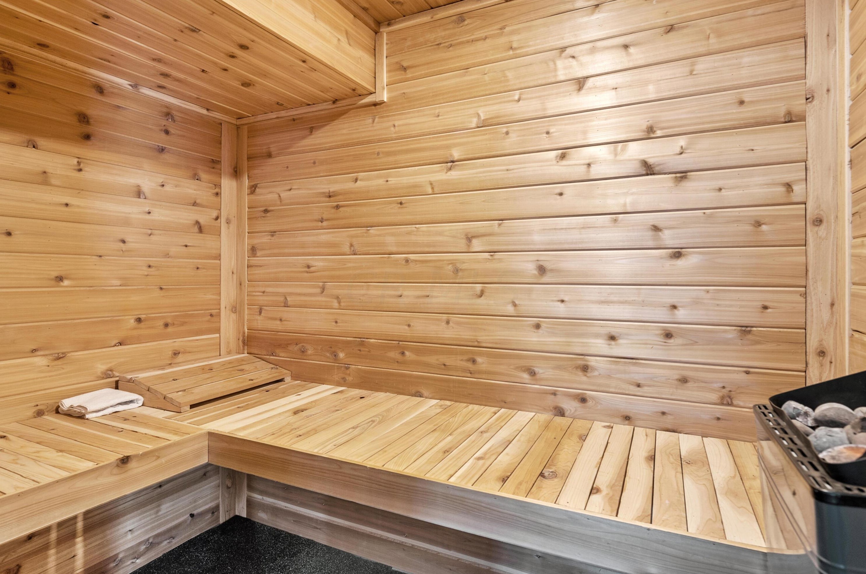 2103 Scenic Dr, Lancaster OH 43130-1163 exterior