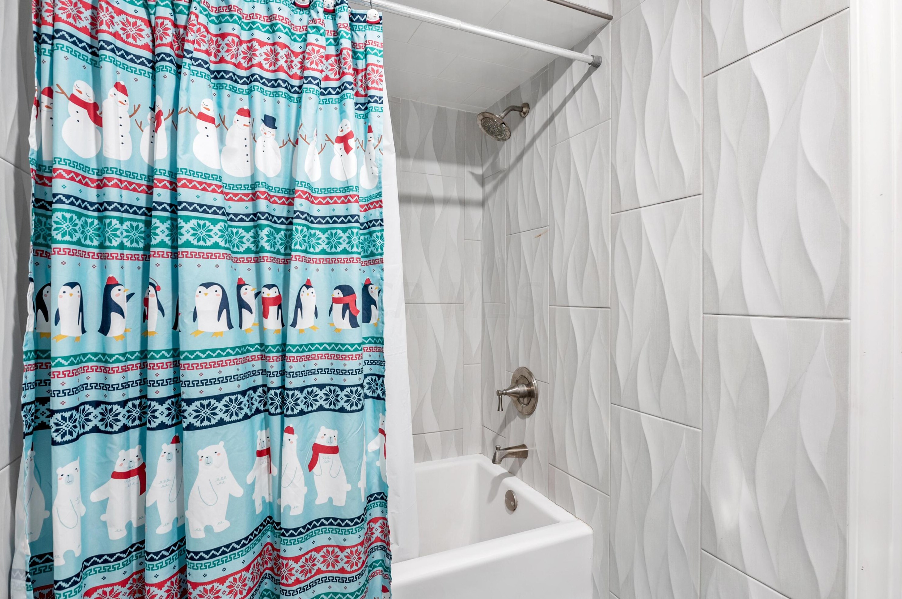 2103 Scenic Dr, Lancaster OH 43130-1163 exterior