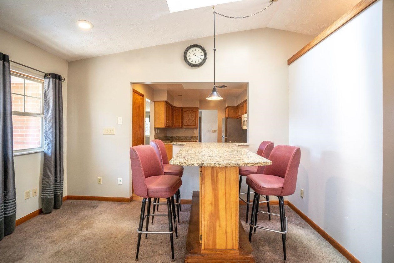 1810 Hague Ave, Columbus OH 43204-1619 exterior