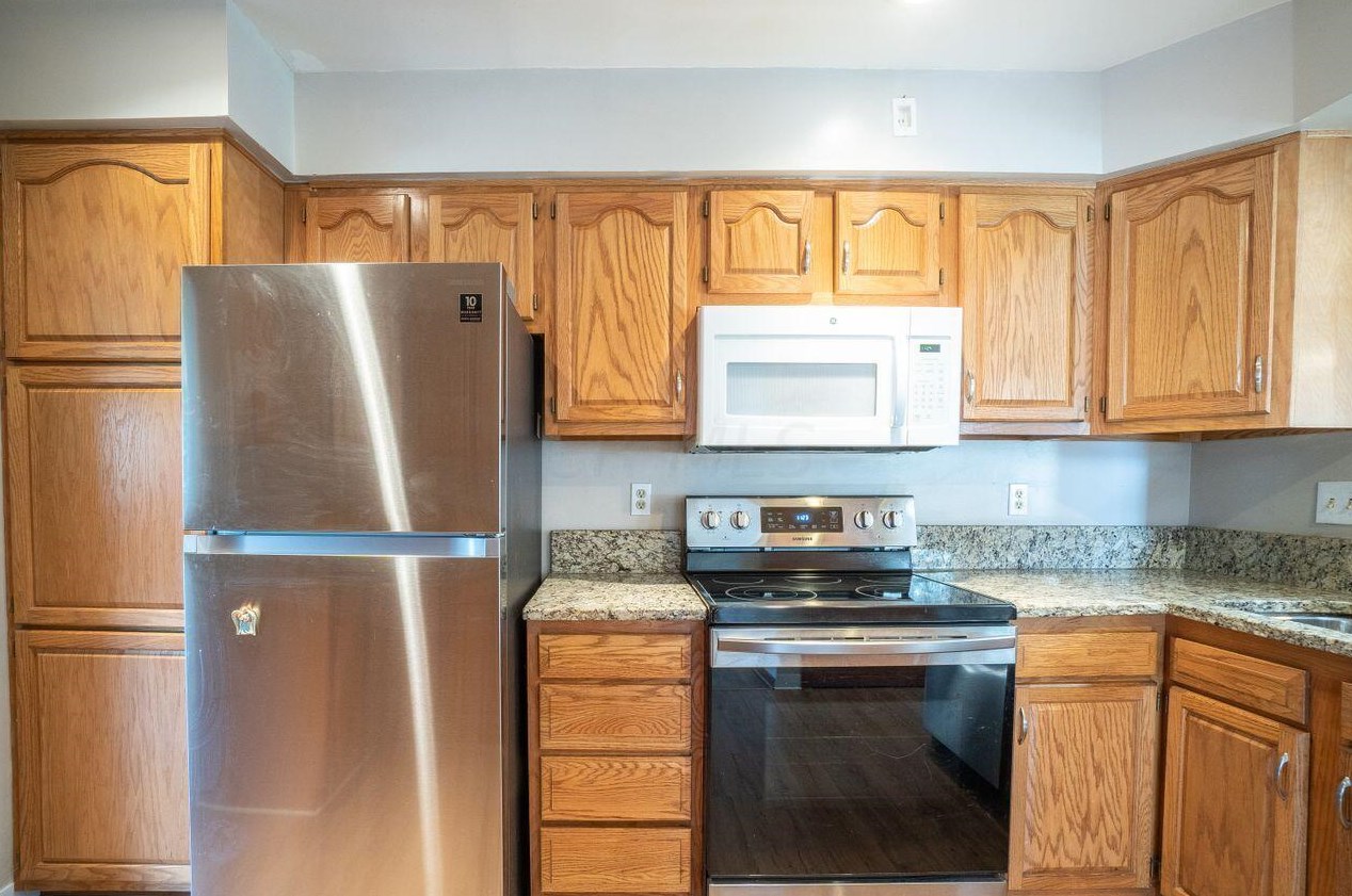 1810 Hague Ave, Columbus OH 43204-1619 exterior