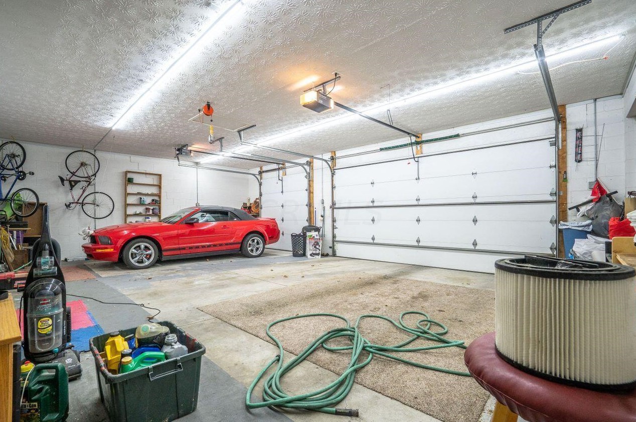 1810 Hague Ave, Columbus OH 43204-1619 exterior