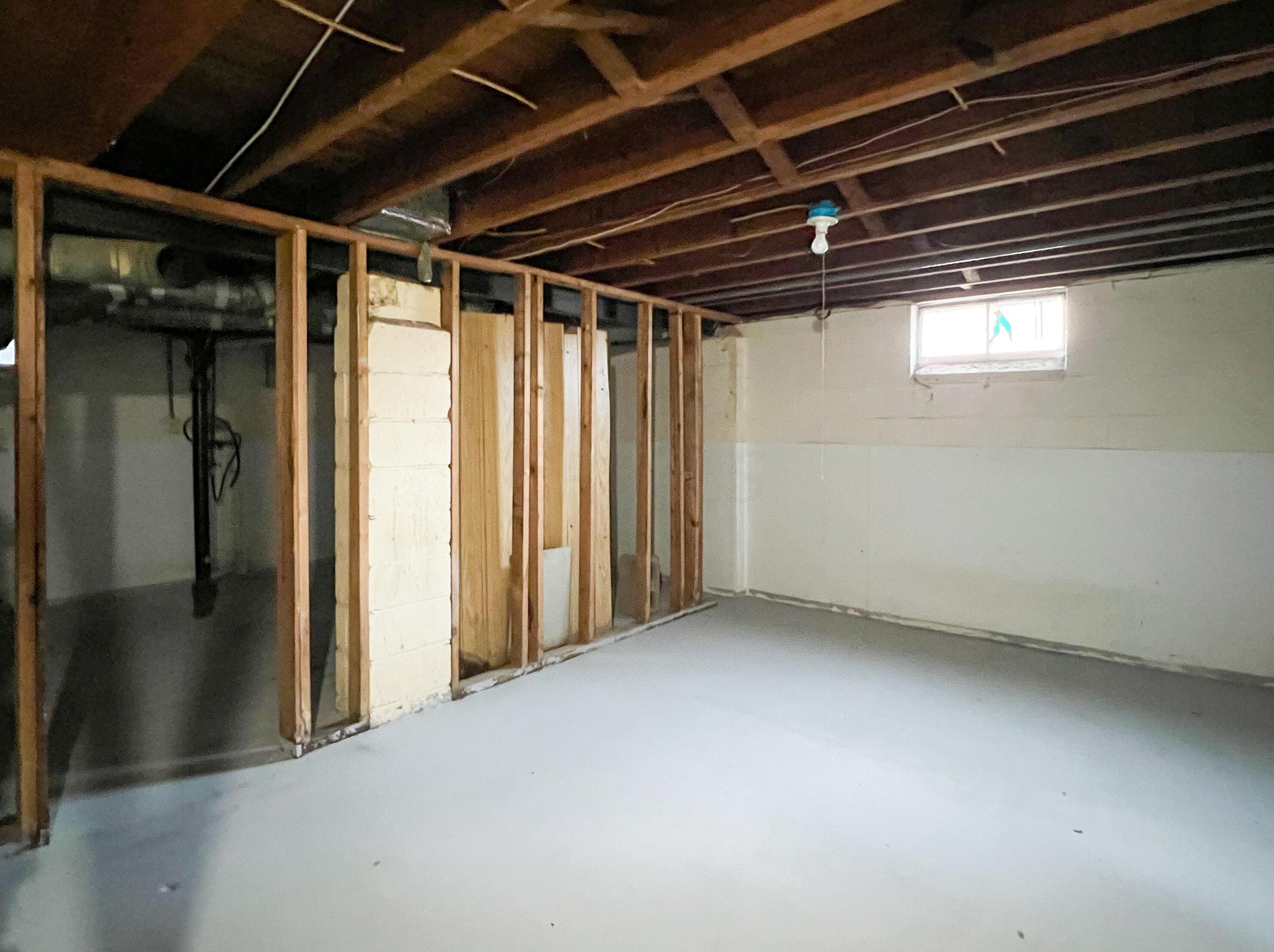 2089 Argyle Dr, Columbus OH 43219-1117 exterior