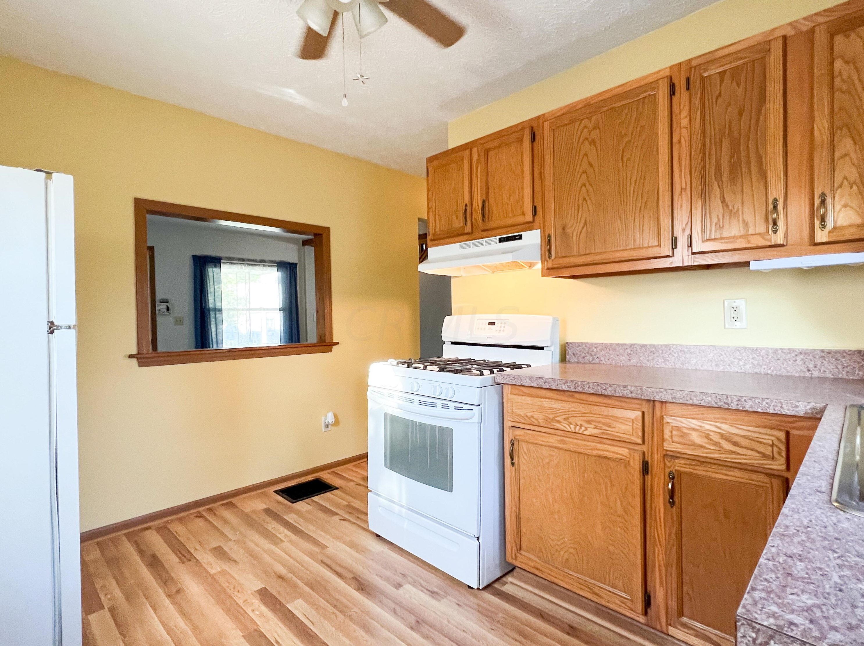 2089 Argyle Dr, Columbus OH 43219-1117 exterior