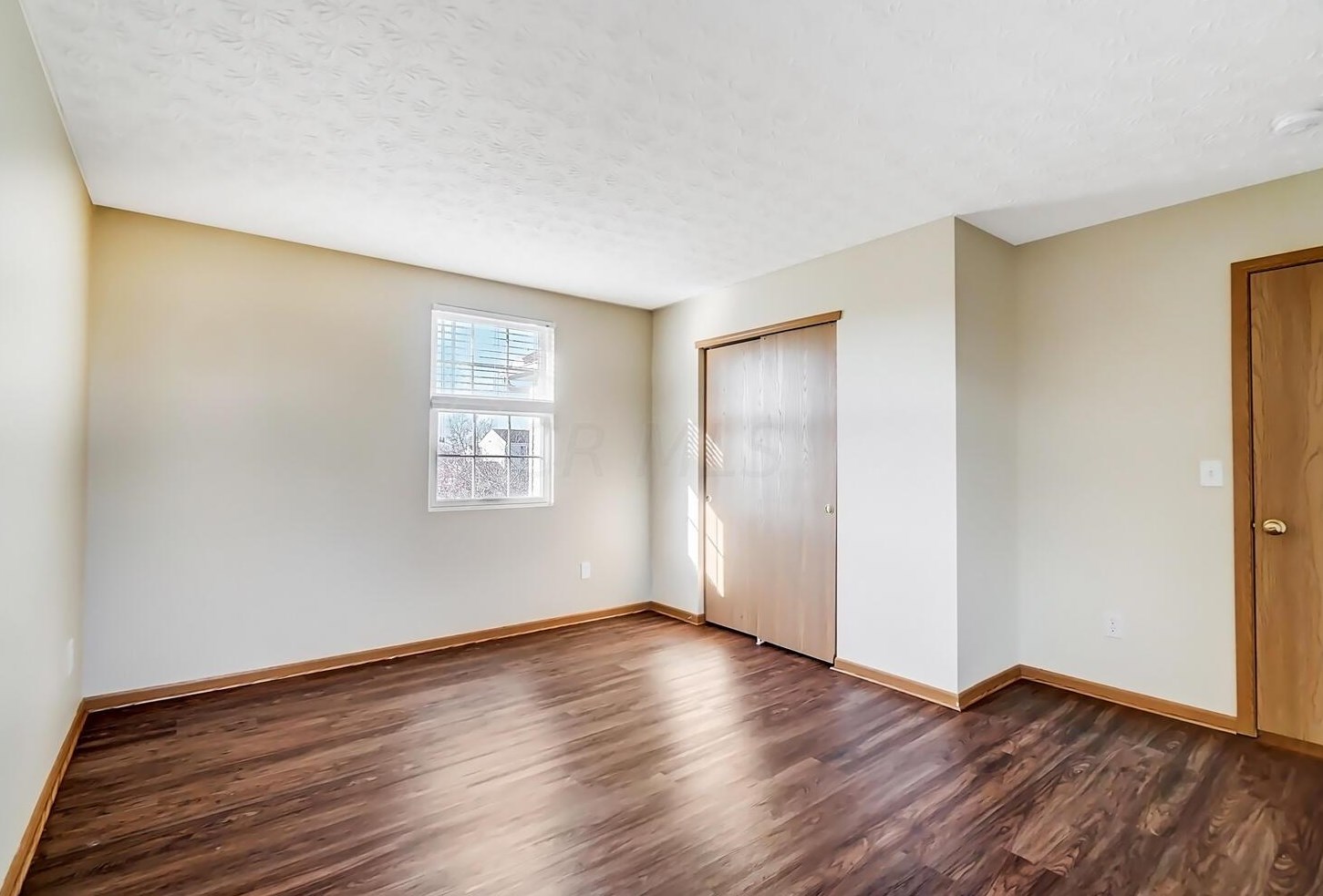 94 Richard Ave, Ashville OH  43103-9000 exterior