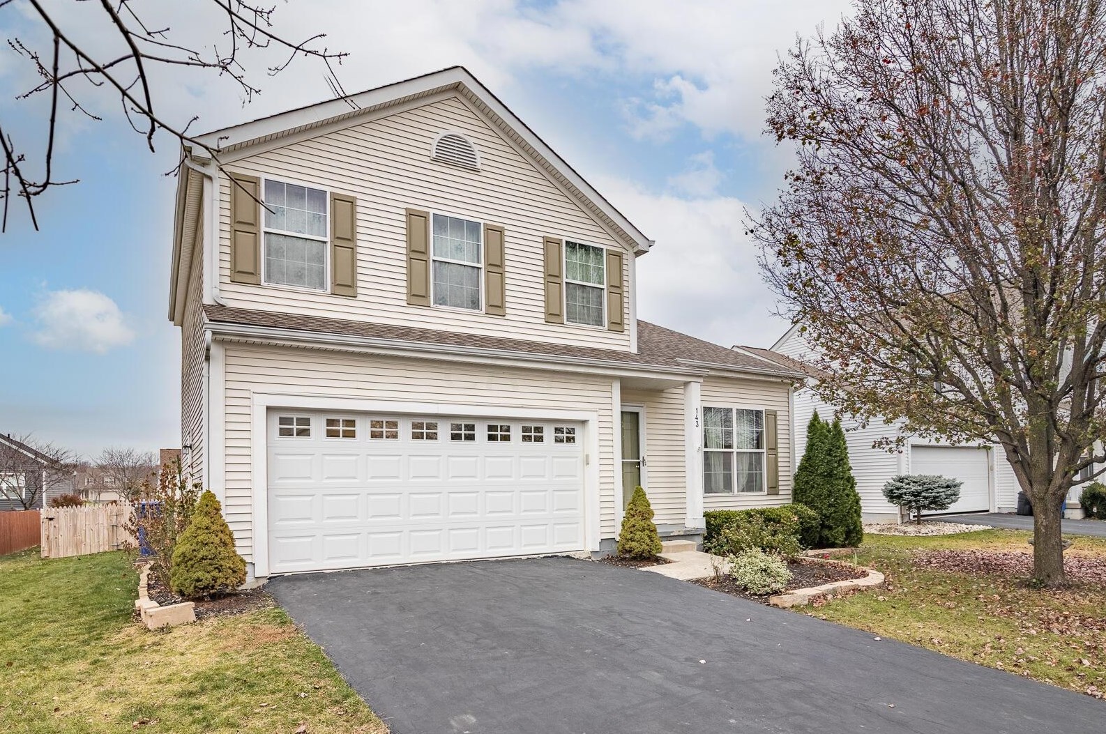 143 White Elm Dr, Delaware, OH 43015