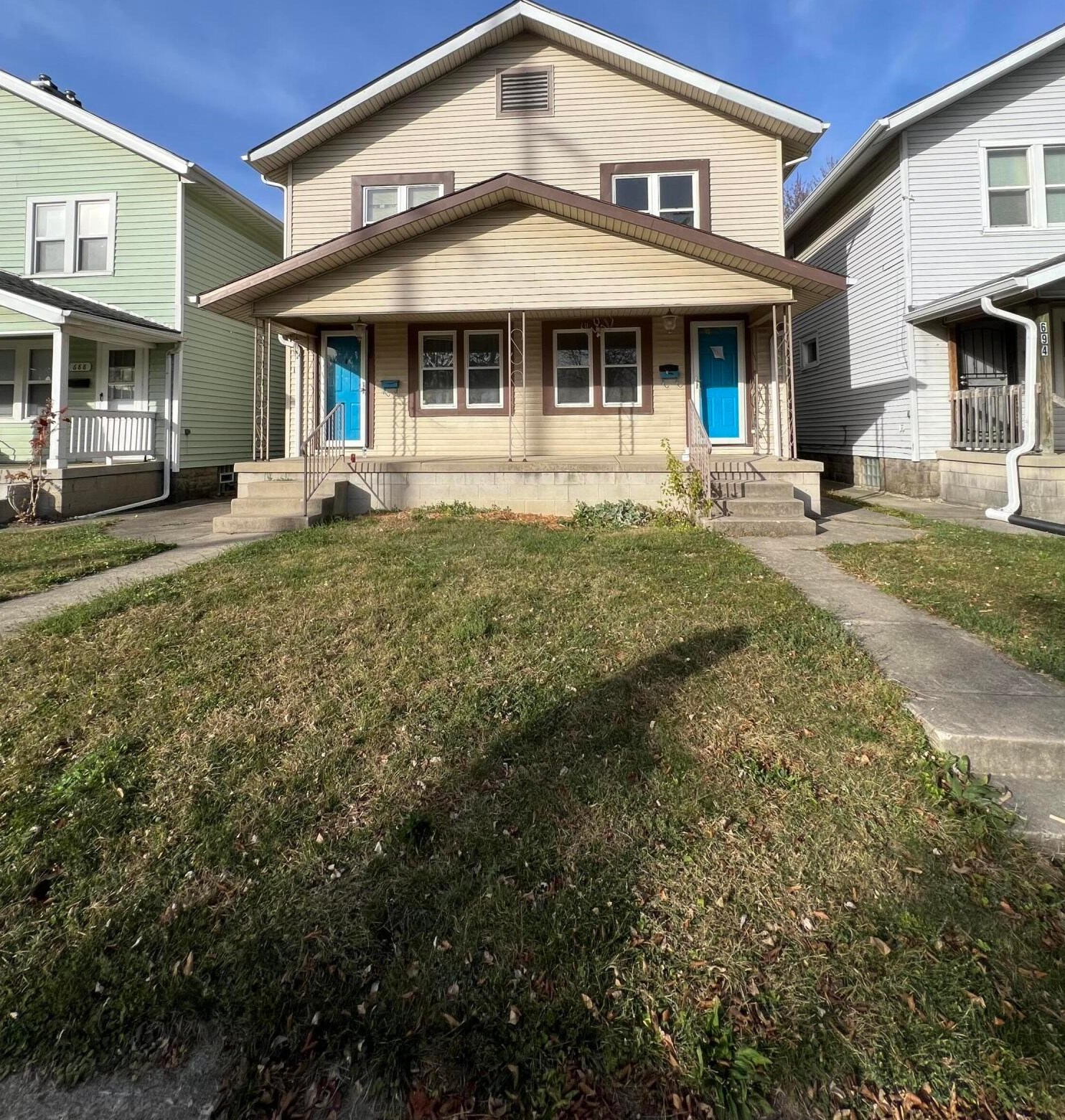 692 Sheldon Ave, Columbus OH  43207-1353 exterior