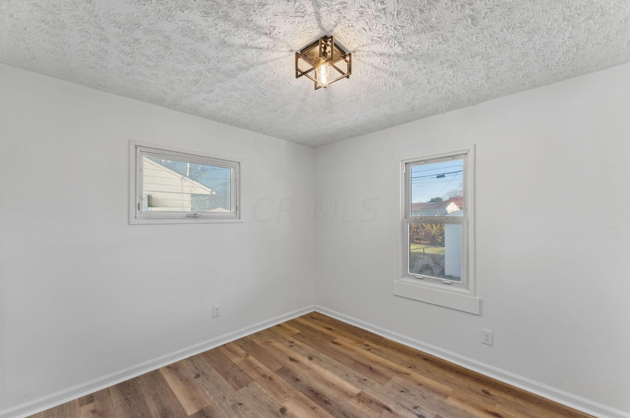 96 Weyant Ave, Columbus OH 43227-1024 exterior