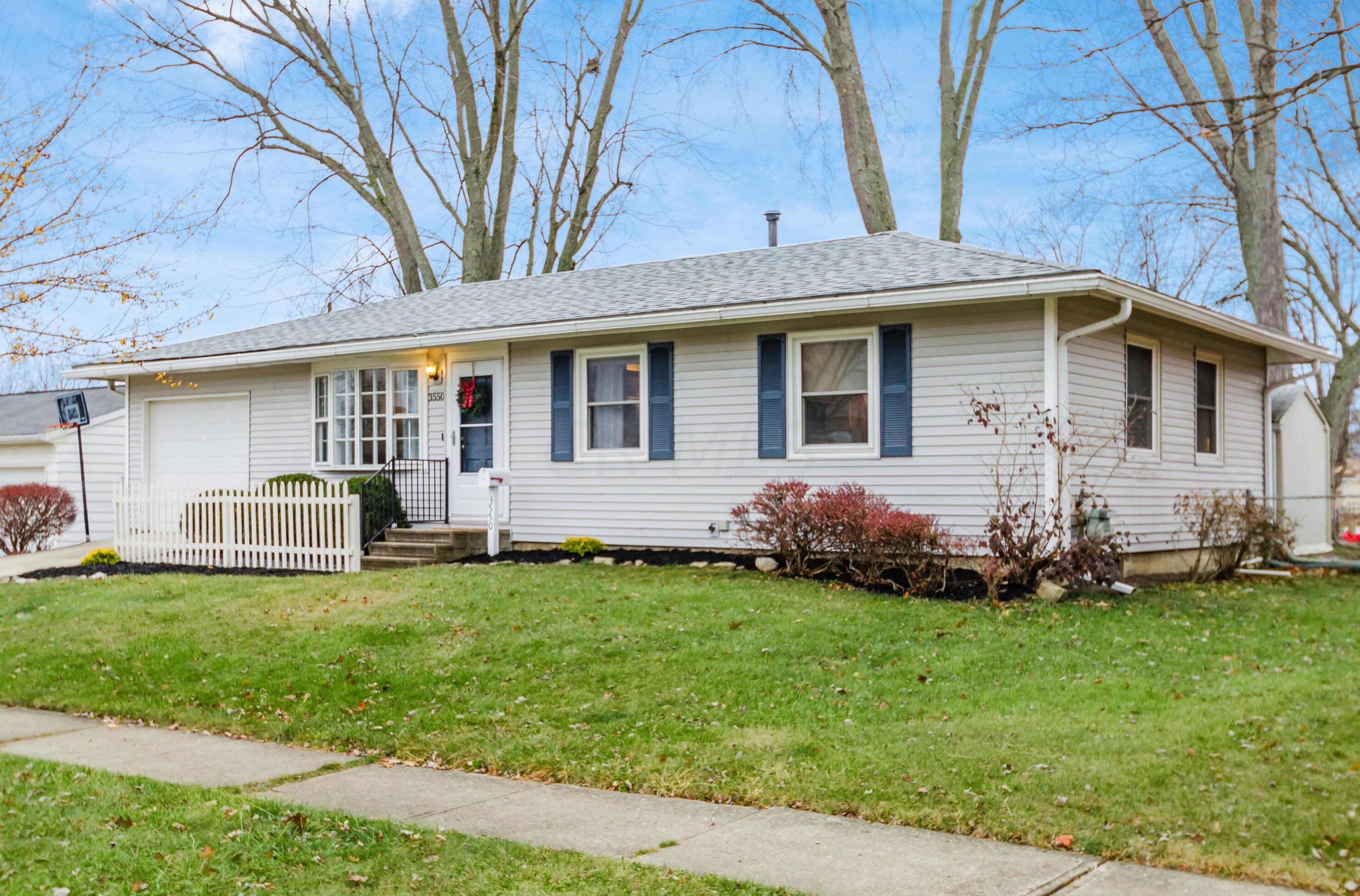 3550 Karikal Dr, Westerville, OH 43081-4067