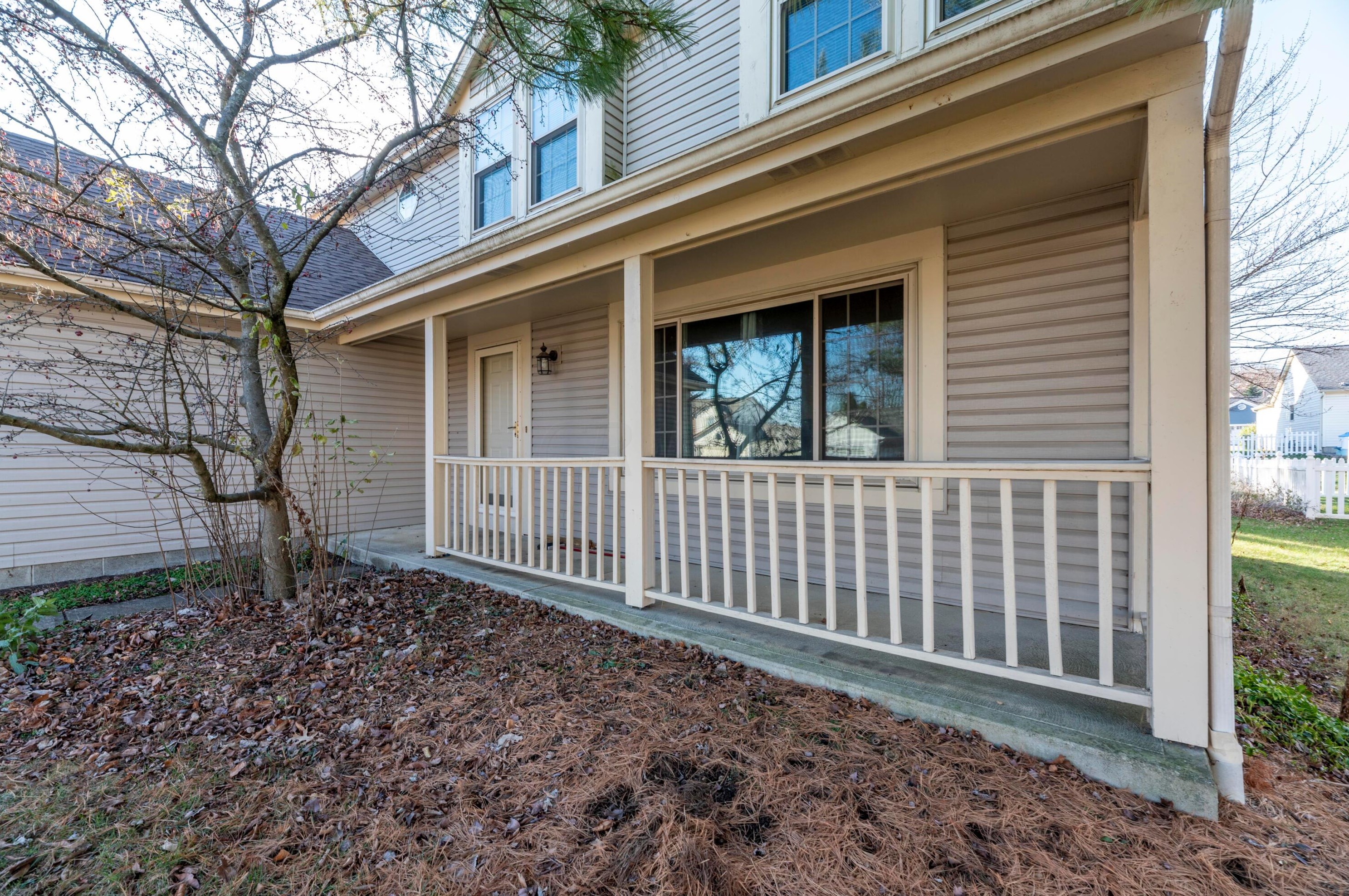 1331 Mentor Dr, Westerville, OH 43081-4660