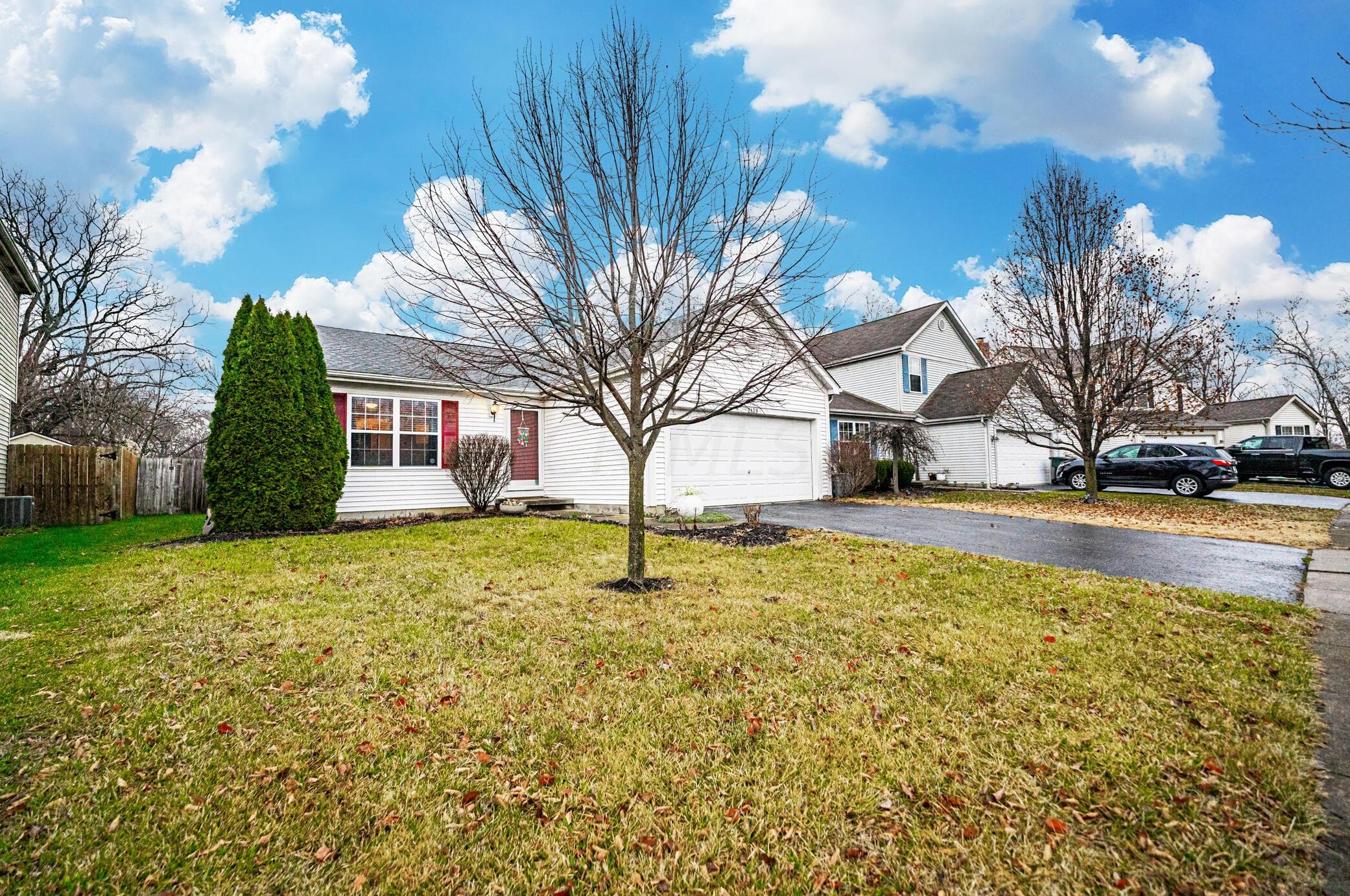 2139 Kingscreek Ct, Darbydale, OH 43123