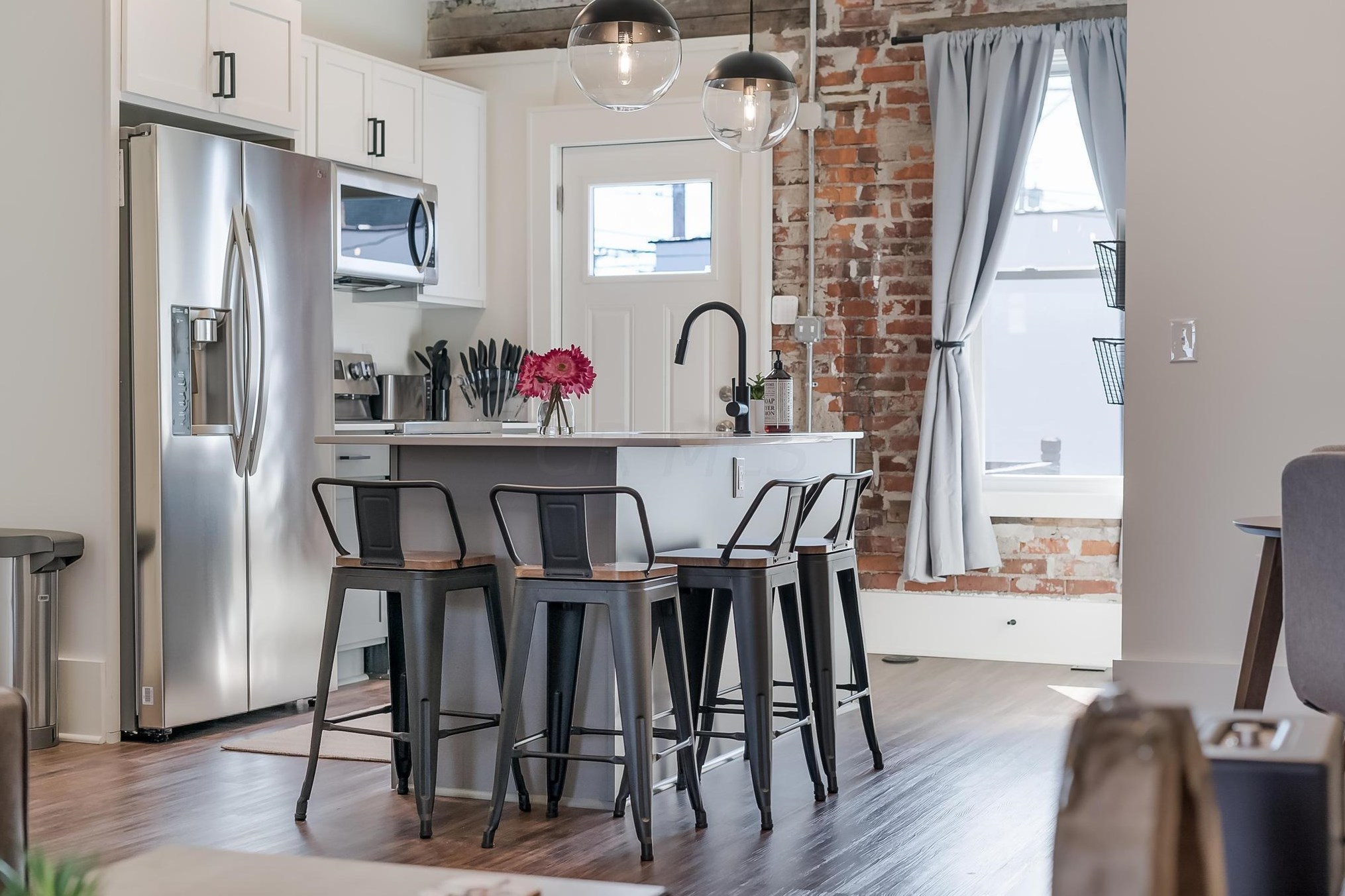 1296 Parsons Ave, Columbus OH 43206-3640 exterior