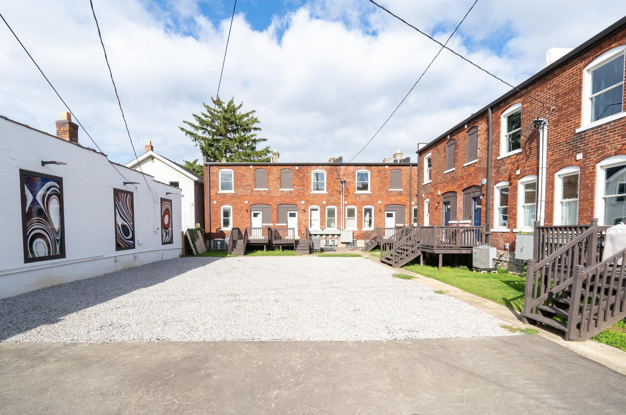 1296 Parsons Ave, Columbus OH 43206-3640 exterior