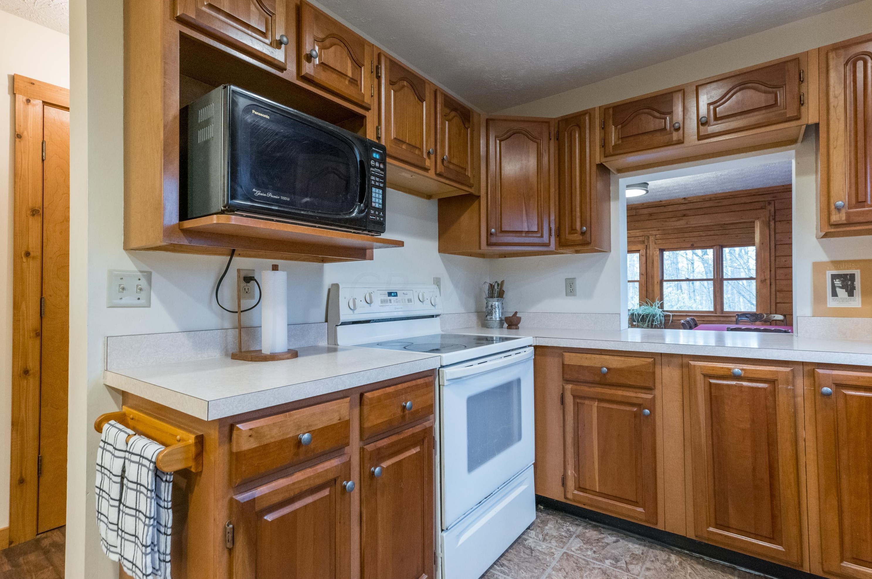 4560 Marysville Rd, Delaware OH  43015-8298 exterior