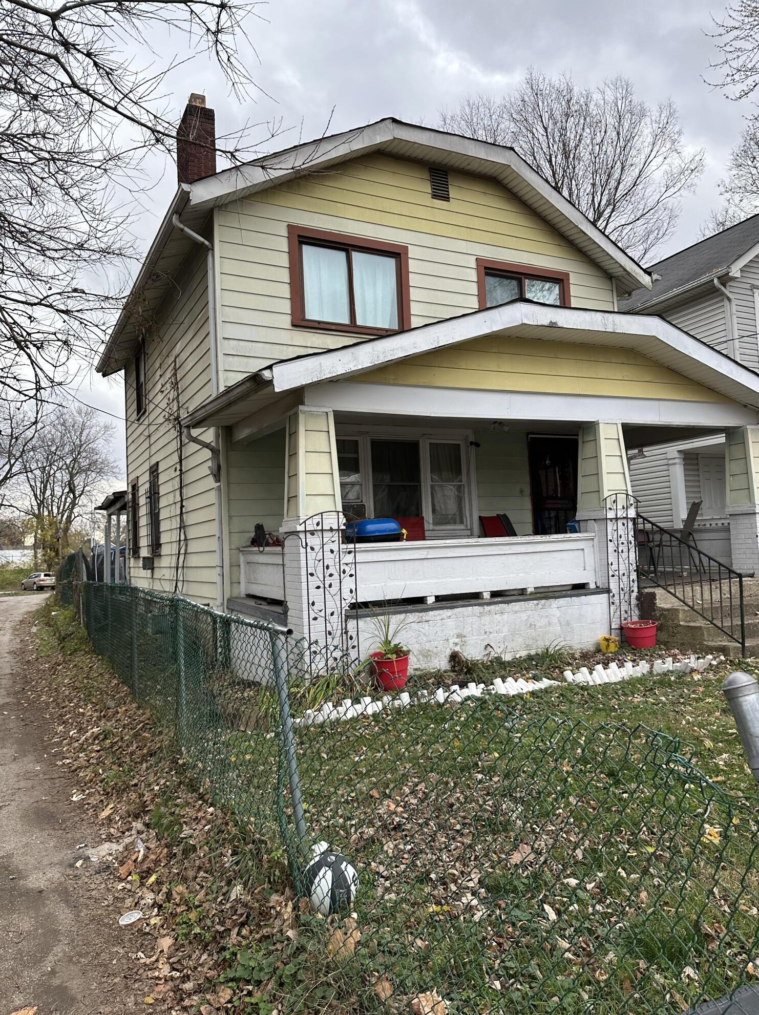 1625 Fulton St, Columbus, OH 43205-2533