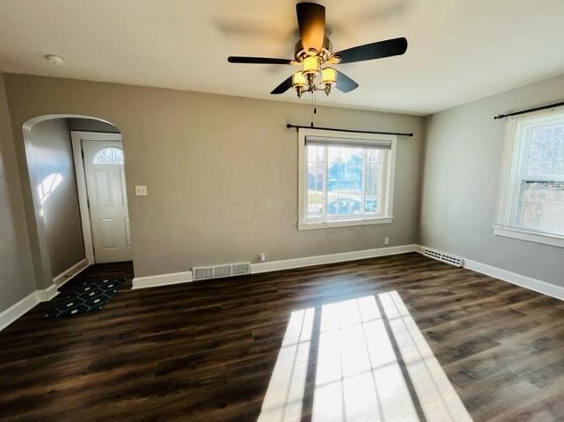 149 Pershing Dr, Lancaster, OH 43130-1557