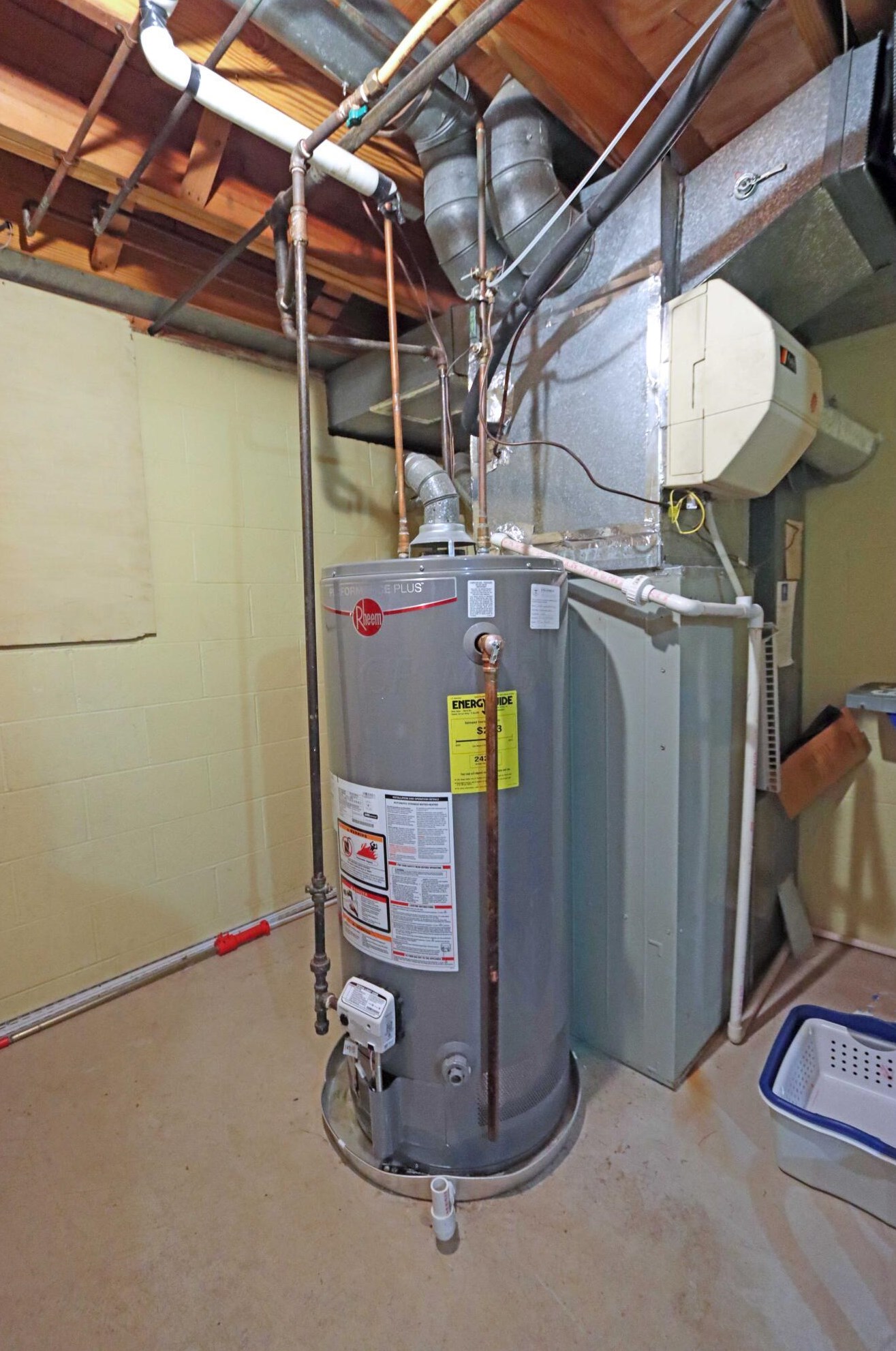 1705 Lynnhurst Rd, Columbus OH 43229-2641 exterior