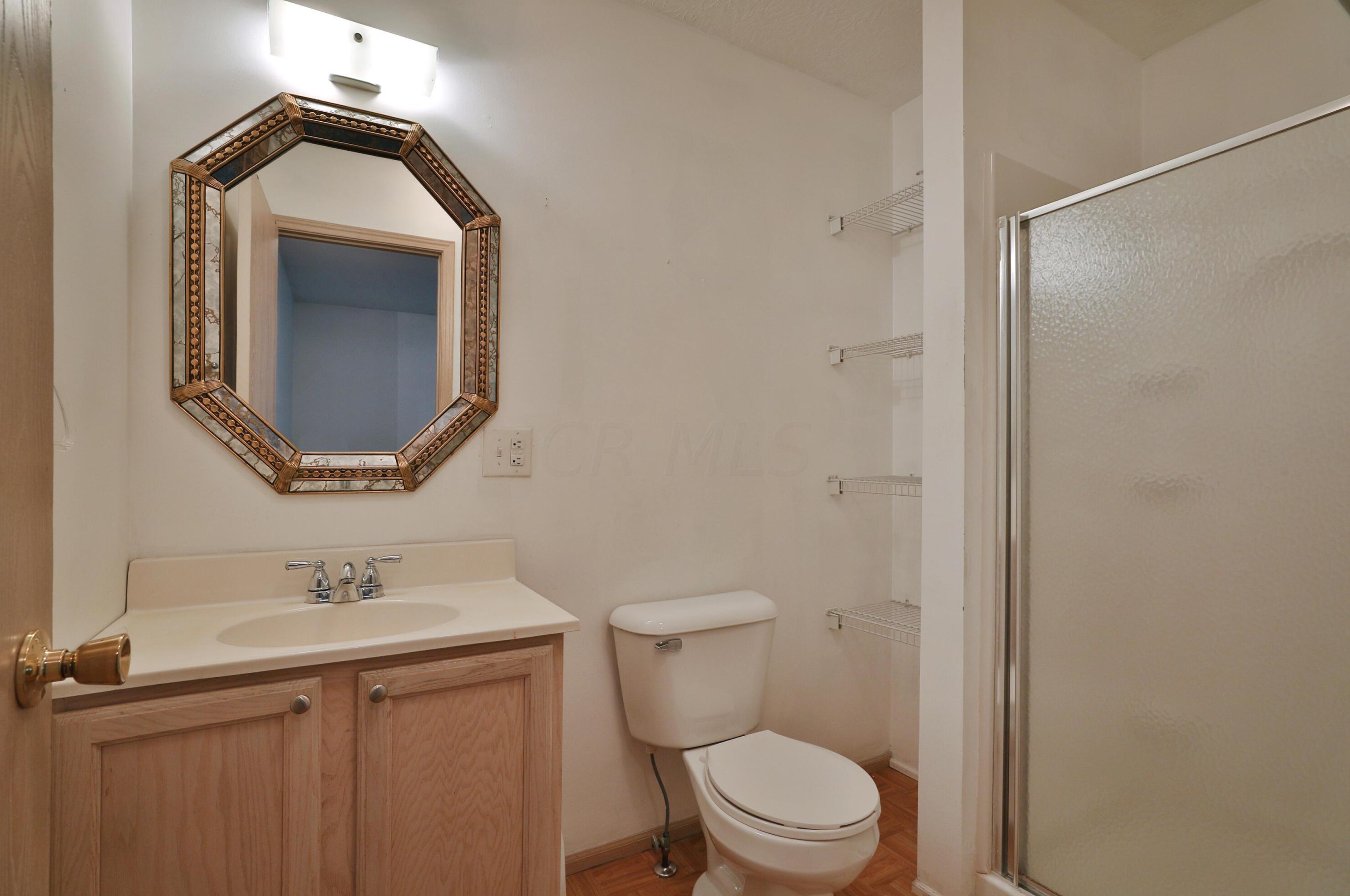 997 Vlg Brk Way, Columbus OH 43235-5033 exterior